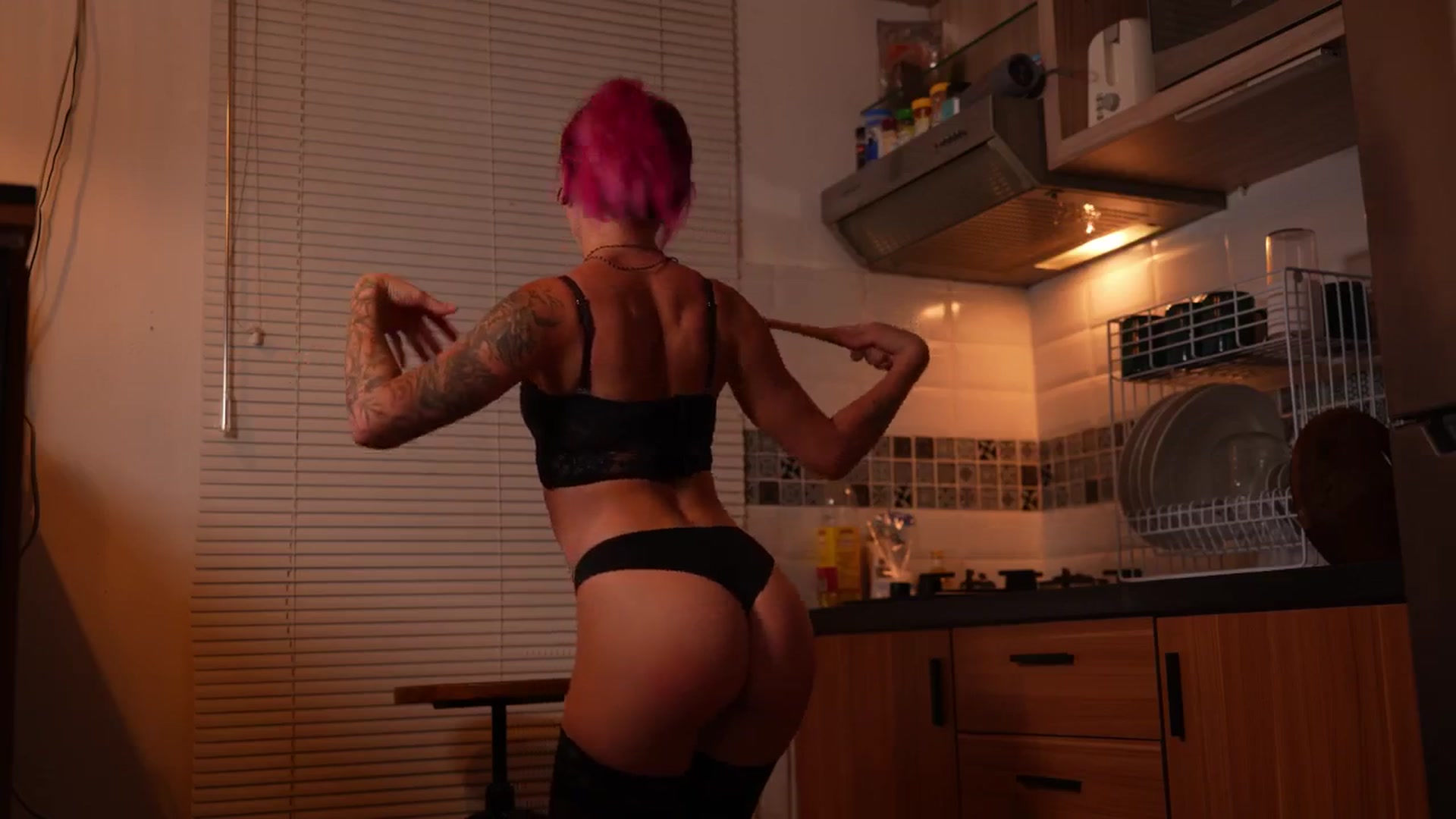 Gallery image thumbnail from Sarah_Pink's myfreecams stream on, 02/14/2026, 15:12 image 2 of 20
