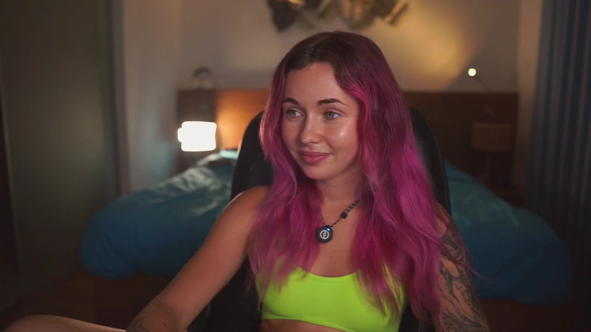 Gallery image thumbnail from Sarah_Pink's myfreecams stream on, 02/19/2026, 15:22 image 15 of 20