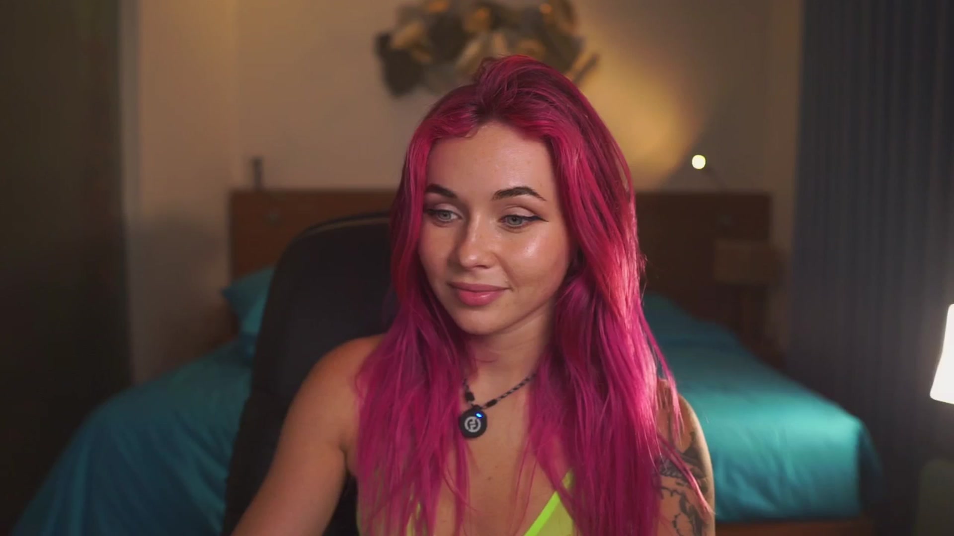 Gallery image thumbnail from Sarah_Pink's myfreecams stream on, 03/05/2026, 16:15 image 15 of 20