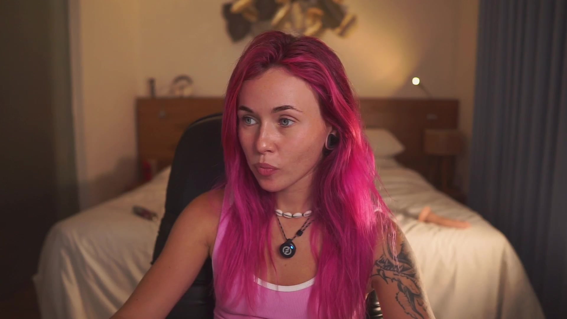Gallery image thumbnail from Sarah_Pink's myfreecams stream on, 03/07/2026, 14:47 image 15 of 20