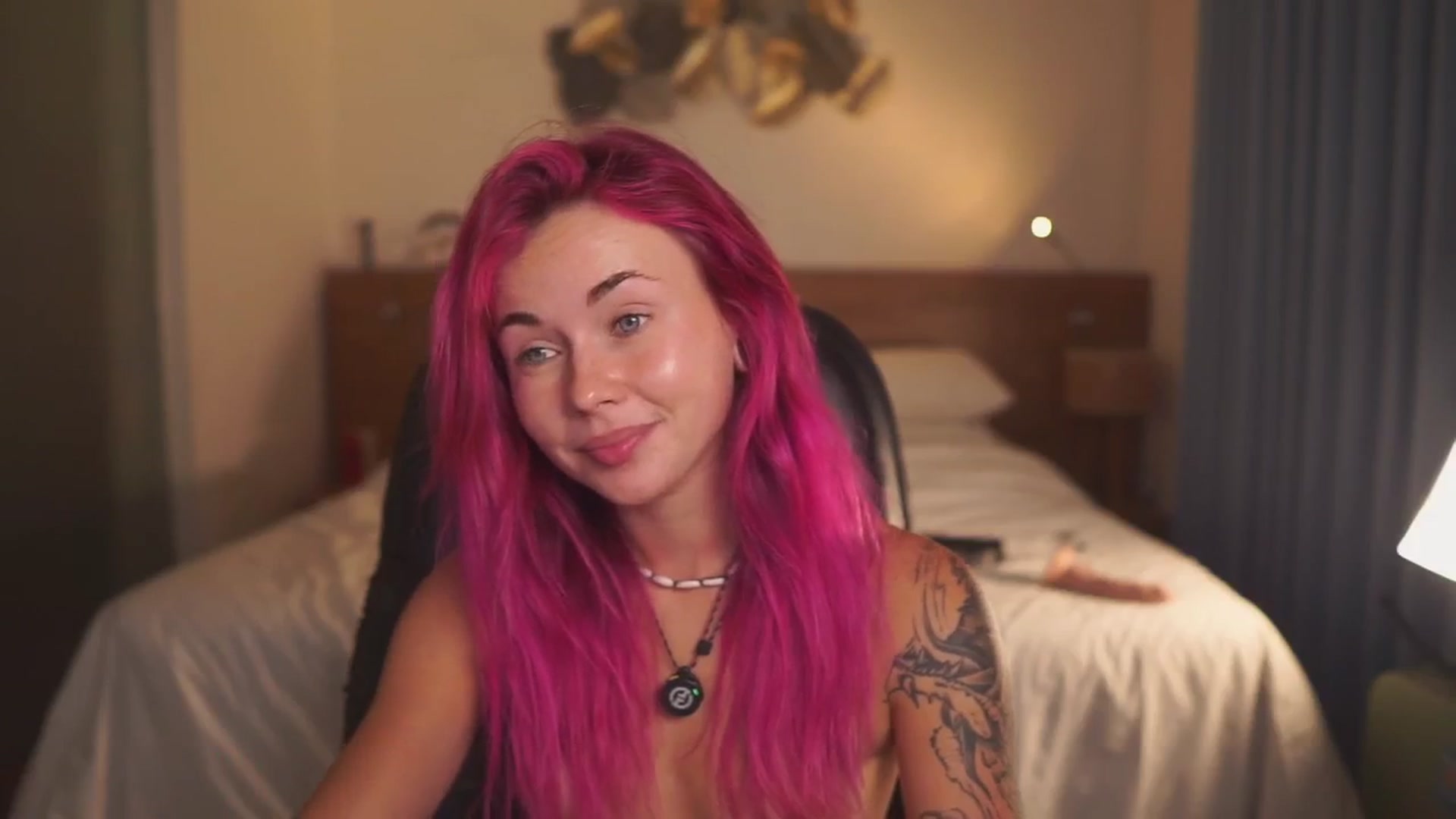 Gallery image thumbnail from Sarah_Pink's myfreecams stream on, 03/07/2026, 17:03 image 10 of 20