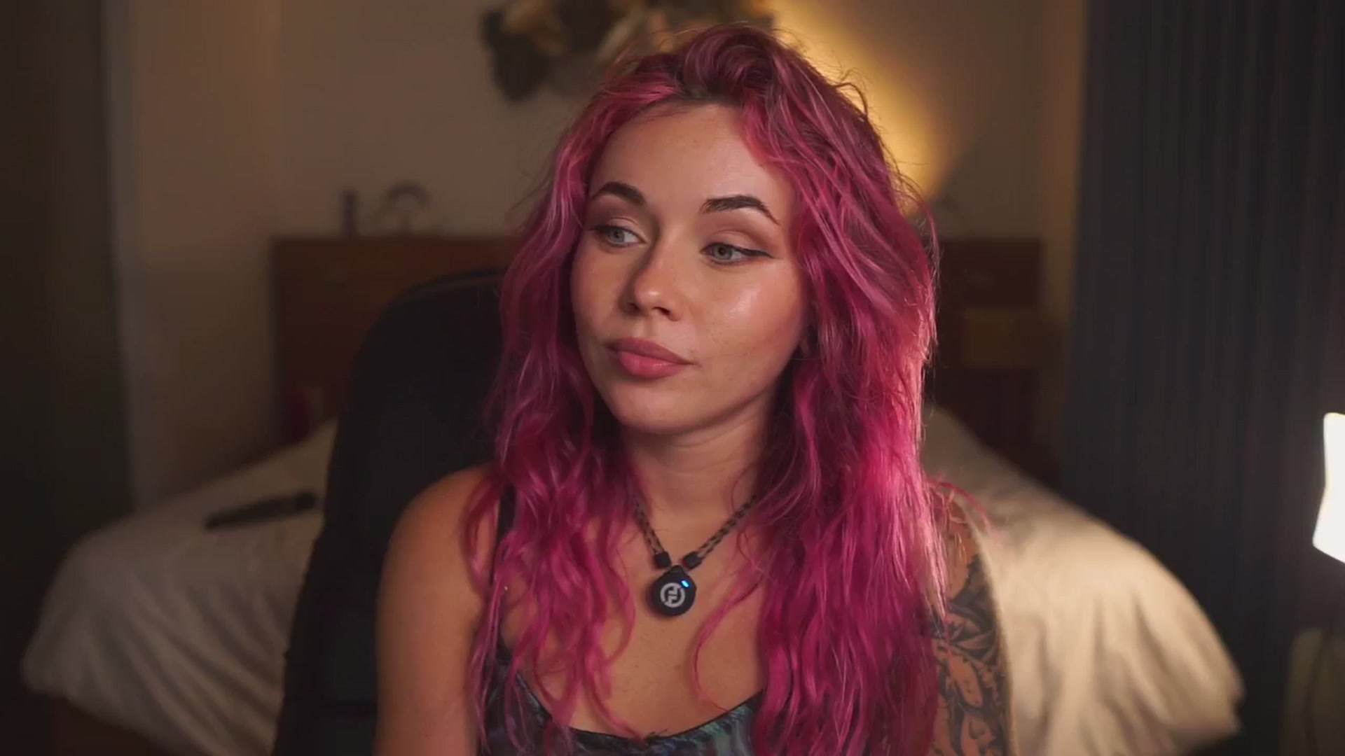 Gallery image thumbnail from Sarah_Pink's myfreecams stream on, 03/12/2026, 17:01 image 5 of 20