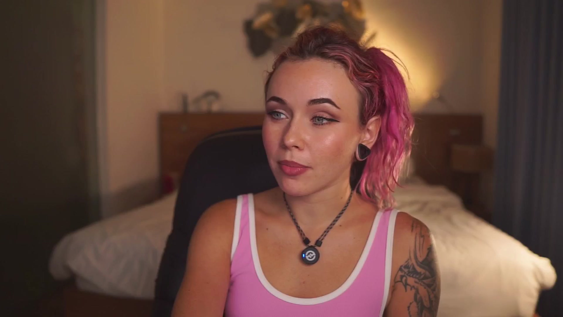 Gallery image thumbnail from Sarah_Pink's myfreecams stream on, 03/23/2026, 14:33 image 1 of 20