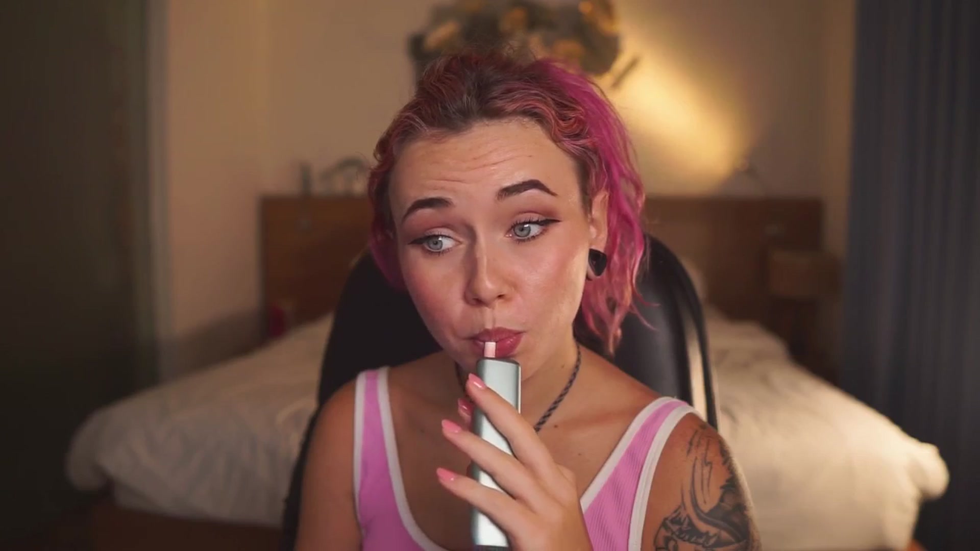 Gallery image thumbnail from Sarah_Pink's myfreecams stream on, 03/23/2026, 14:33 image 14 of 20