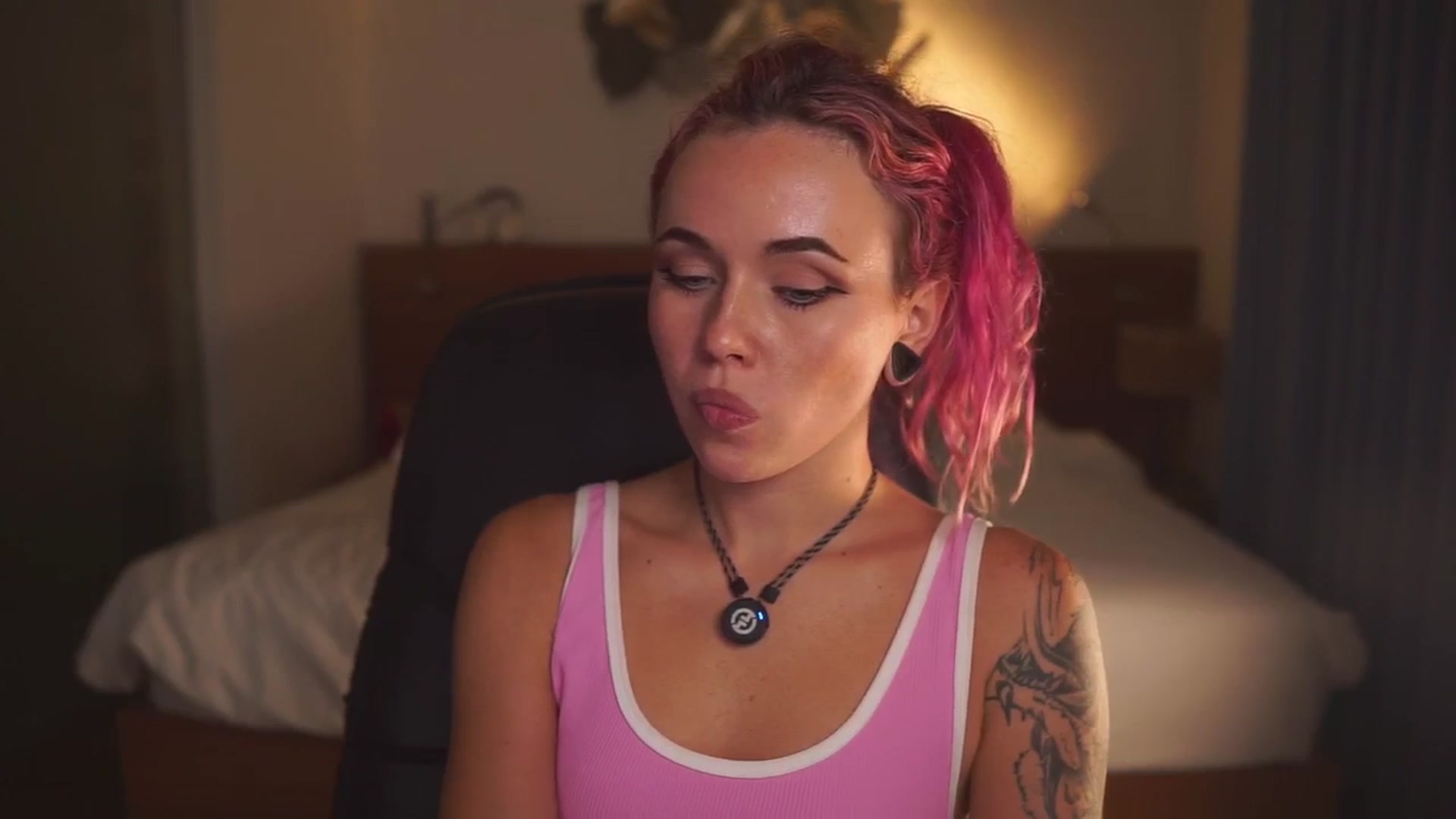 Gallery image thumbnail from Sarah_Pink's myfreecams stream on, 03/23/2026, 16:50 image 5 of 20