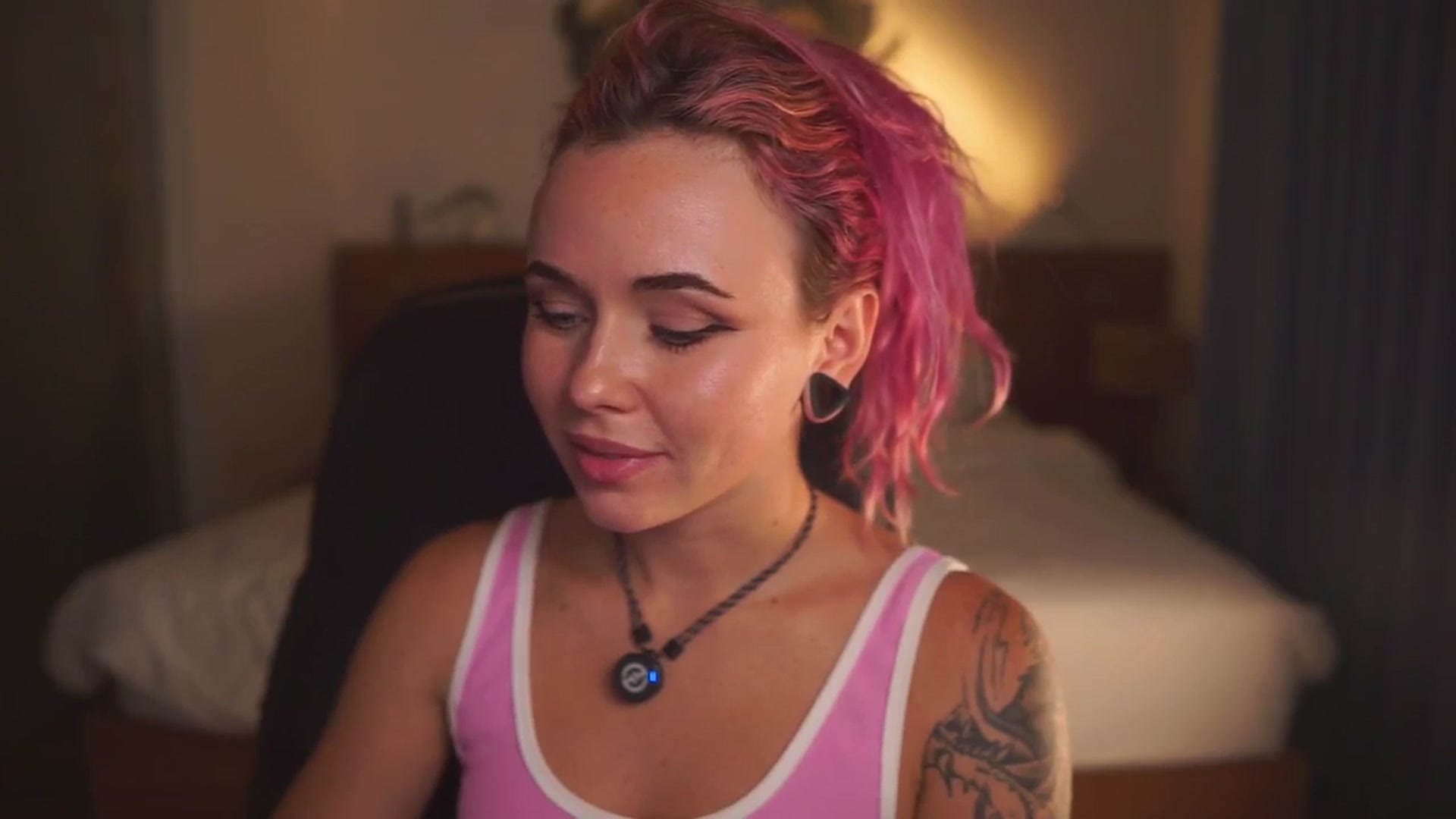 Gallery image thumbnail from Sarah_Pink's myfreecams stream on, 03/23/2026, 16:50 image 19 of 20