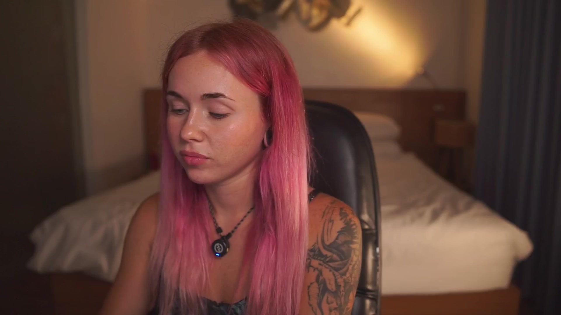 Gallery image thumbnail from Sarah_Pink's myfreecams stream on, 03/26/2026, 14:31 image 3 of 20
