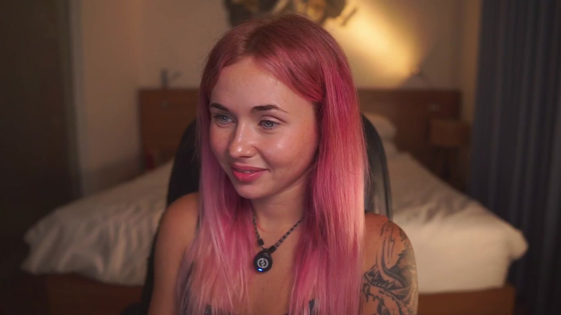 Gallery image thumbnail from Sarah_Pink's myfreecams stream on, 03/26/2026, 14:31 image 13 of 20