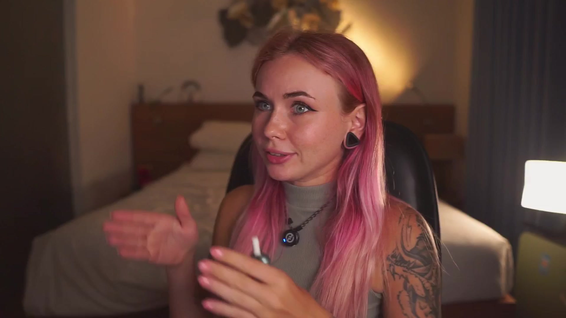 Gallery image thumbnail from Sarah_Pink's myfreecams stream on, 04/04/2026, 14:24 image 3 of 20