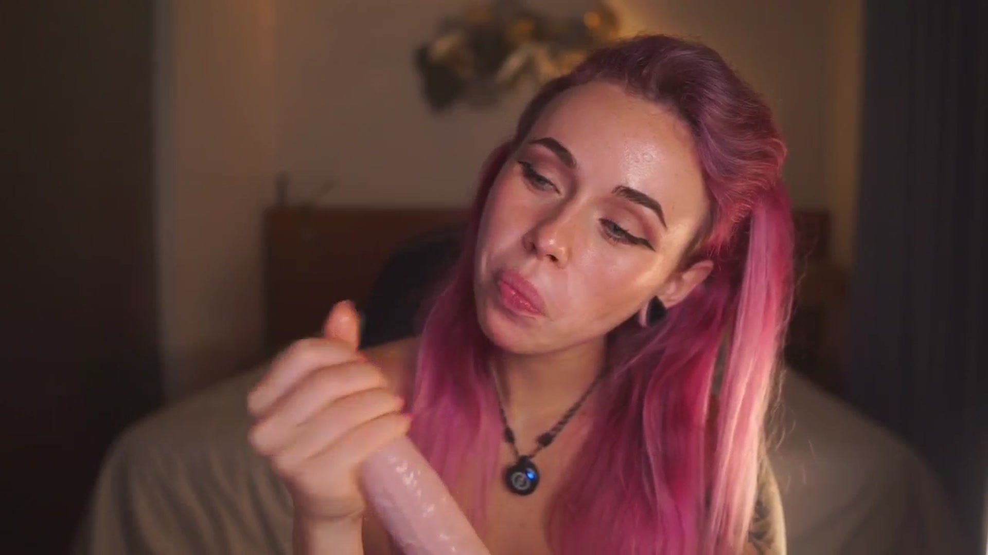 Gallery image thumbnail from Sarah_Pink's myfreecams stream on, 04/09/2026, 16:43 image 18 of 20