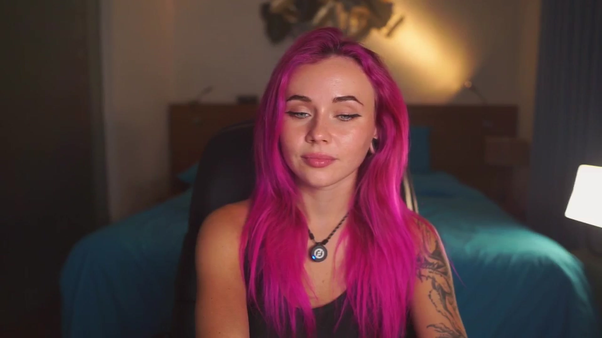 Gallery image thumbnail from Sarah_Pink's myfreecams stream on, 04/15/2026, 16:05 image 10 of 20