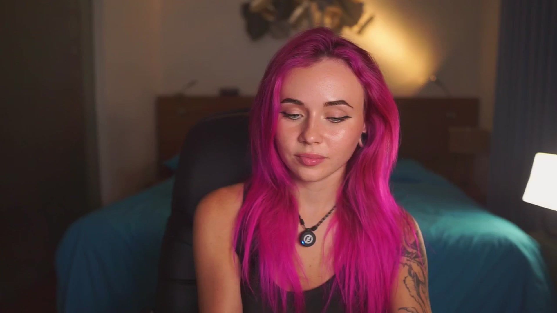 Gallery image thumbnail from Sarah_Pink's myfreecams stream on, 04/15/2026, 16:05 image 11 of 20