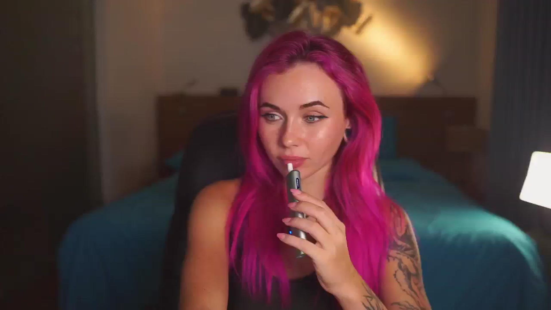 Gallery image thumbnail from Sarah_Pink's myfreecams stream on, 04/15/2026, 16:05 image 9 of 20