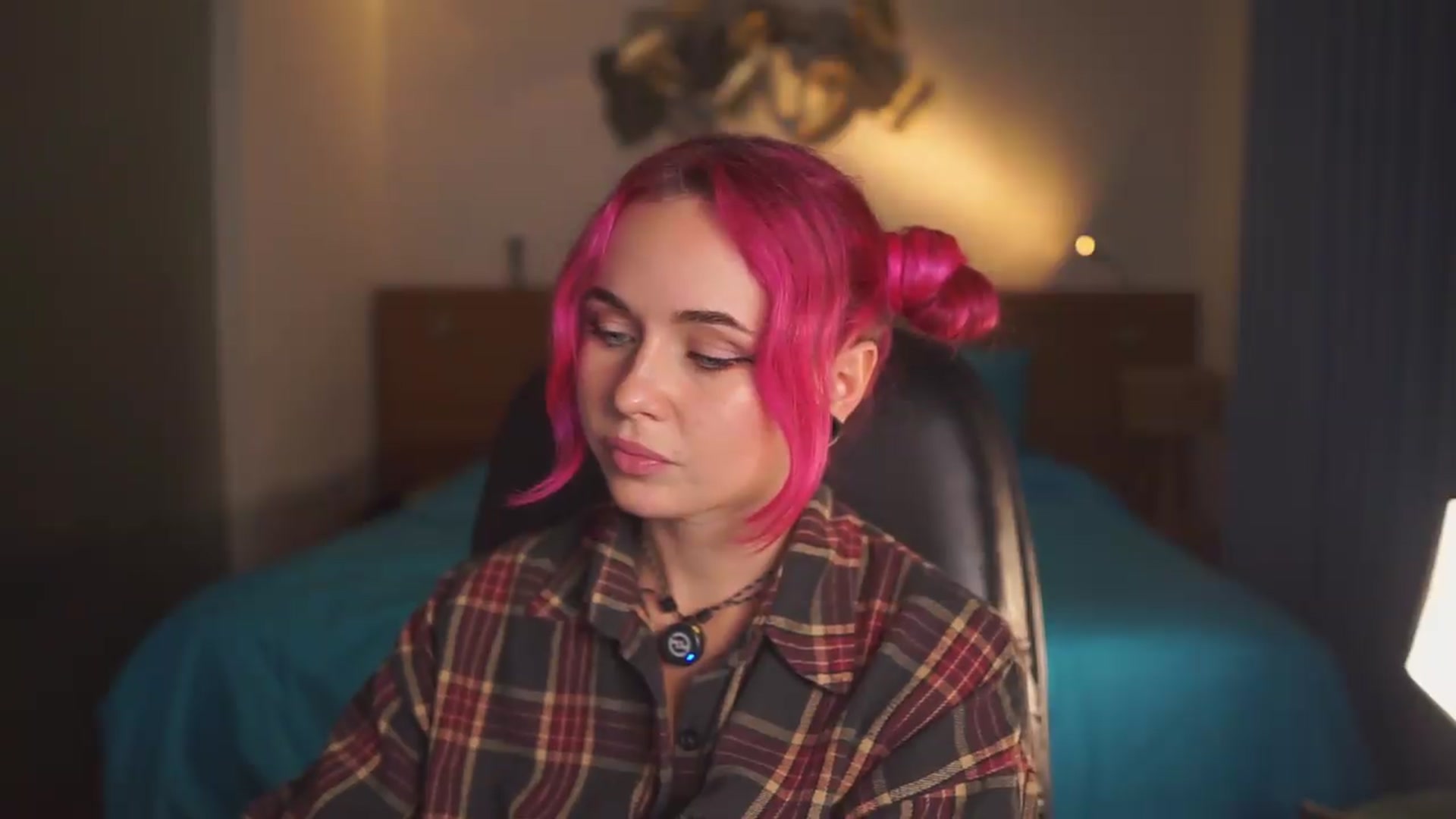 Gallery image thumbnail from Sarah_Pink's myfreecams stream on, 05/09/2026, 16:15 image 6 of 20