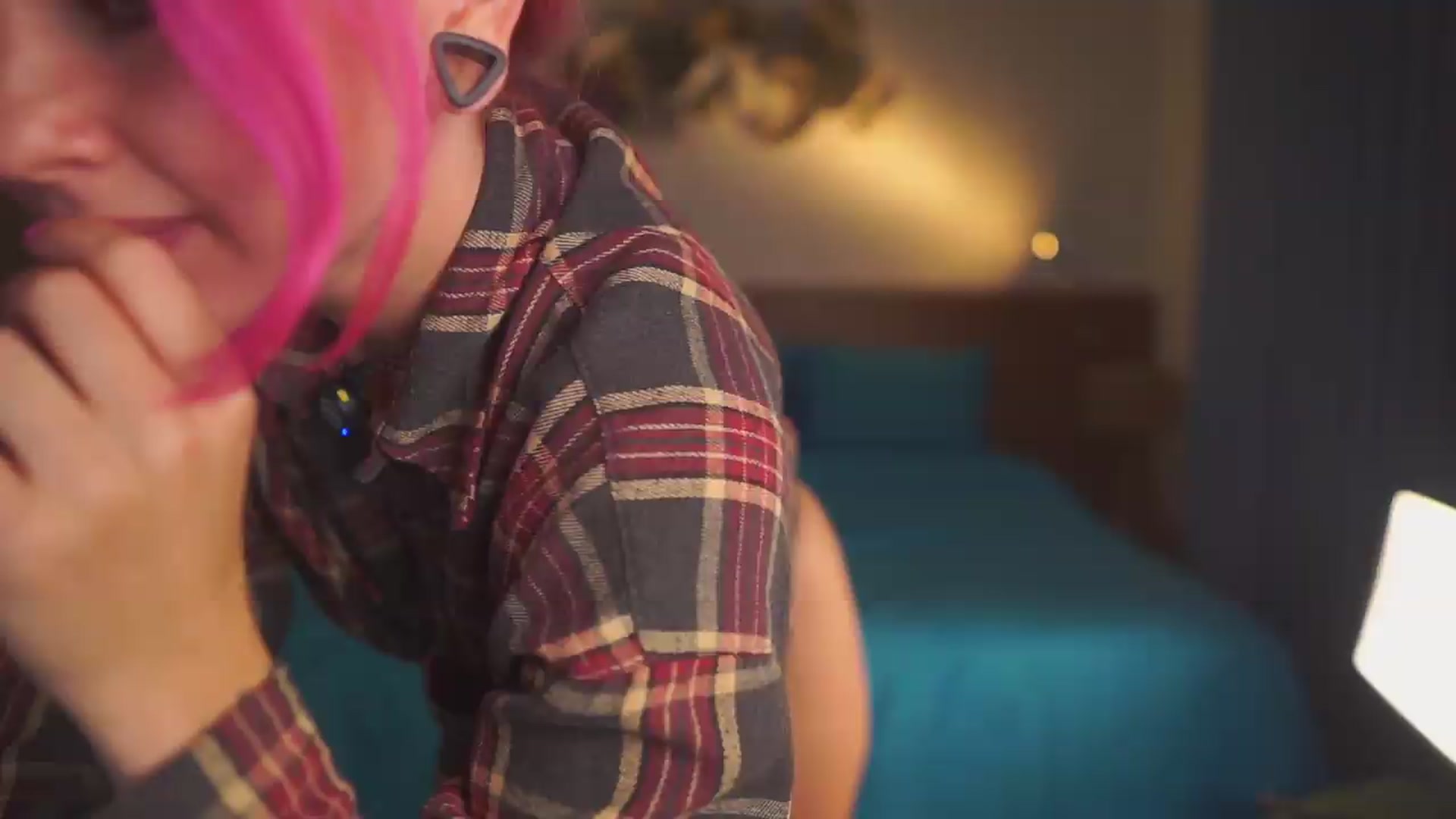 Gallery image thumbnail from Sarah_Pink's myfreecams stream on, 05/09/2026, 16:15 image 10 of 20