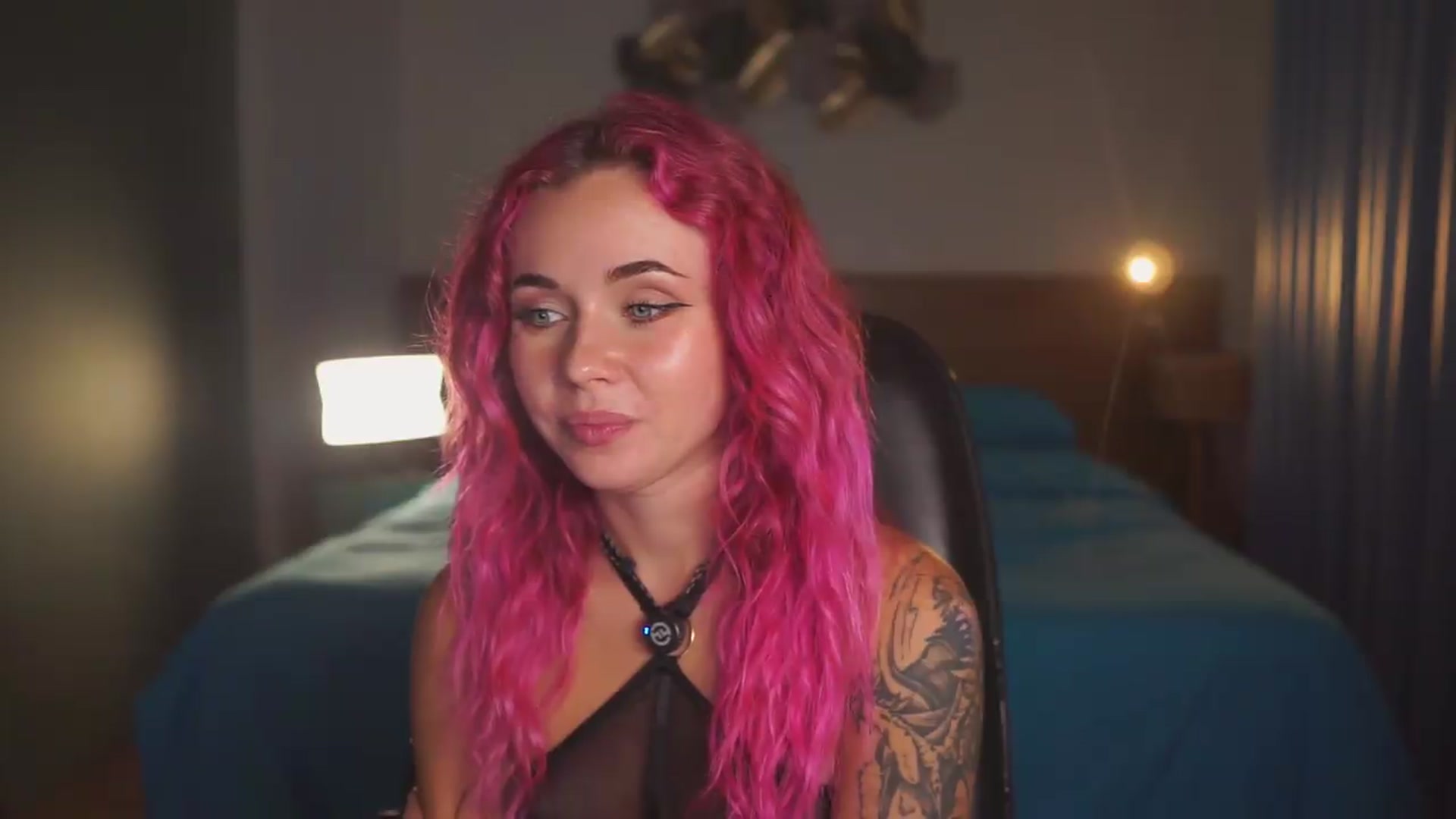 Gallery image thumbnail from Sarah_Pink's myfreecams stream on, 05/14/2026, 15:40 image 15 of 20