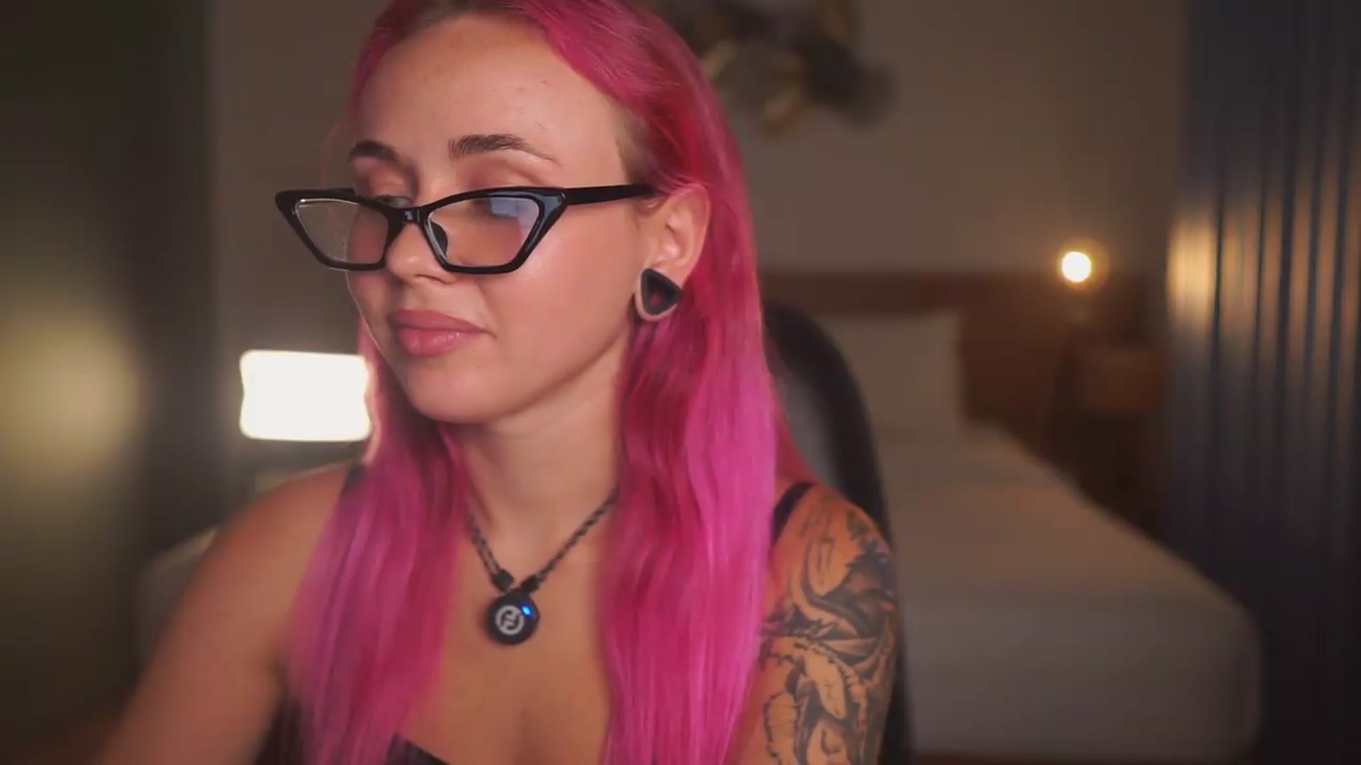Gallery image thumbnail from Sarah_Pink's myfreecams stream on, 05/15/2026, 16:20 image 2 of 20