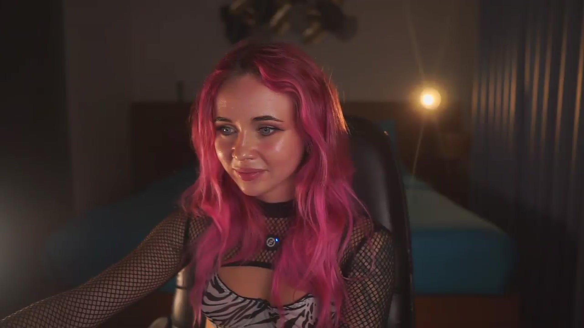 Gallery image thumbnail from Sarah_Pink's myfreecams stream on, 05/23/2026, 17:14 image 10 of 20