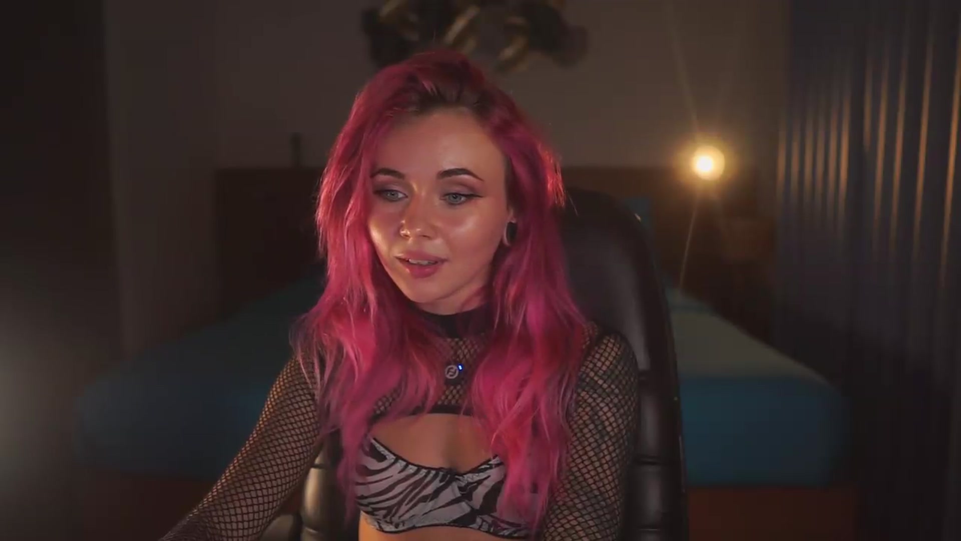 Gallery image thumbnail from Sarah_Pink's myfreecams stream on, 05/23/2026, 17:14 image 13 of 20