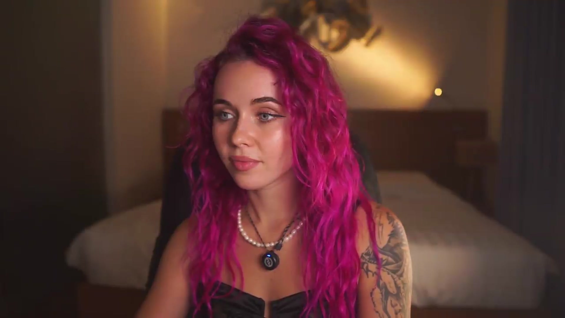 Gallery image thumbnail from Sarah_Pink's myfreecams stream on, 05/30/2026, 15:59 image 10 of 20