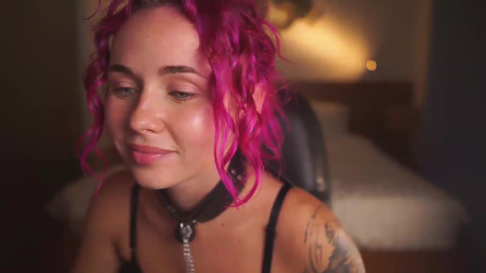 Gallery image thumbnail from Sarah_Pink's myfreecams stream on, 05/31/2026, 15:29 image 12 of 20