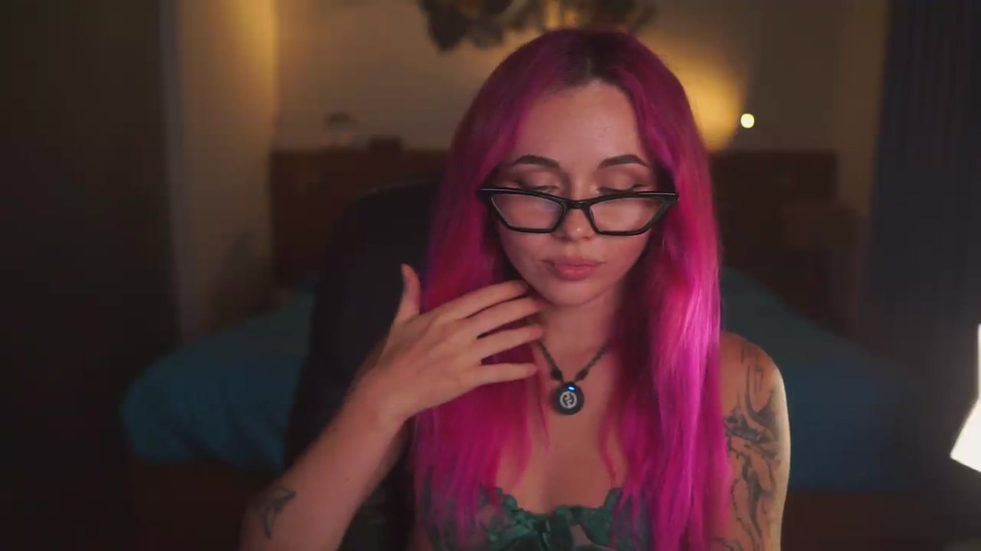 Gallery image thumbnail from Sarah_Pink's myfreecams stream on, 06/07/2026, 16:46 image 10 of 20