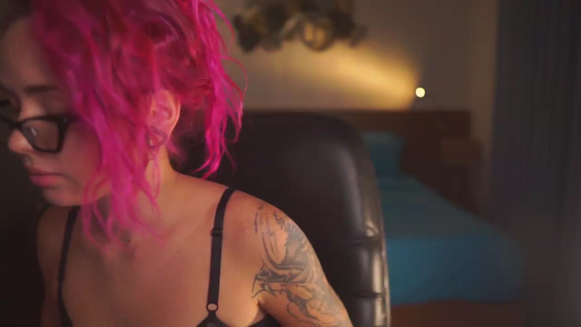 Gallery image thumbnail from Sarah_Pink's myfreecams stream on, 06/10/2026, 15:19 image 20 of 20