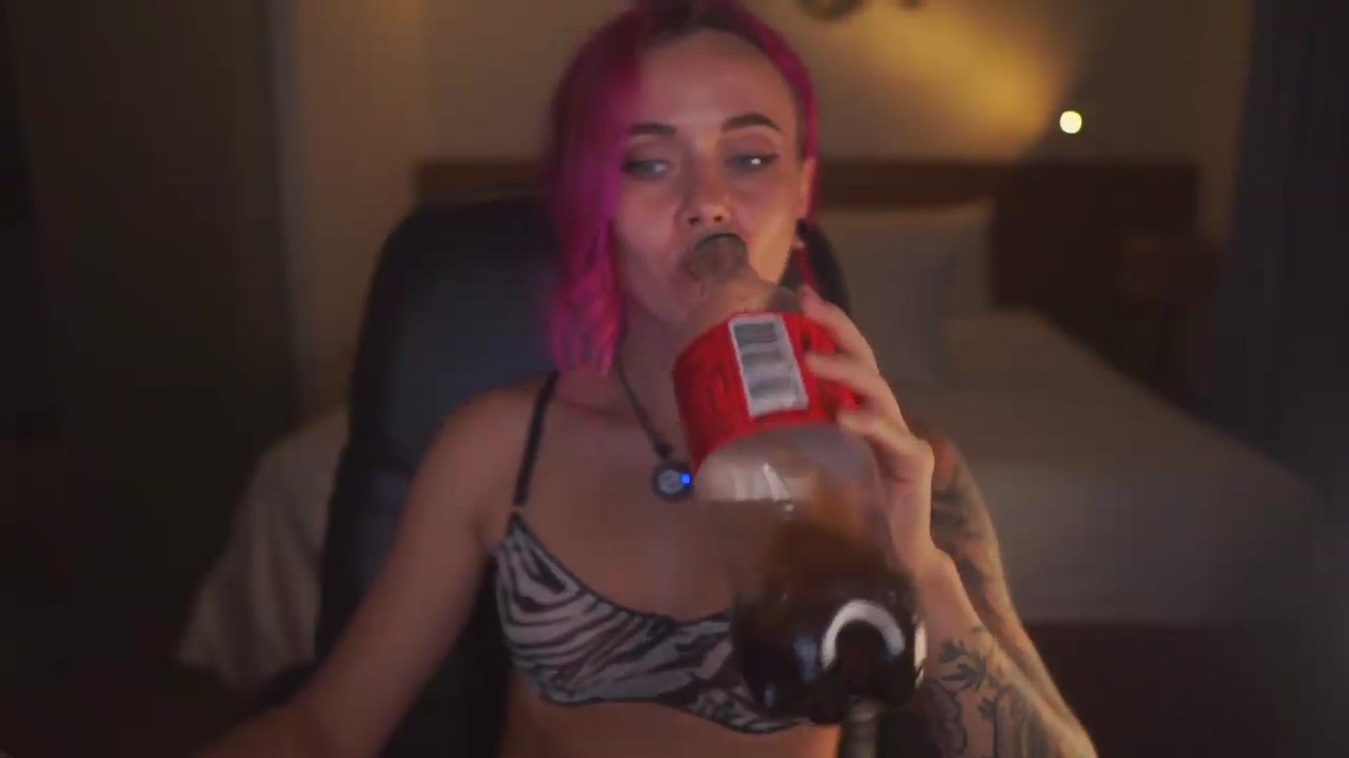 Gallery image thumbnail from Sarah_Pink's myfreecams stream on, 06/13/2026, 18:05 image 19 of 20
