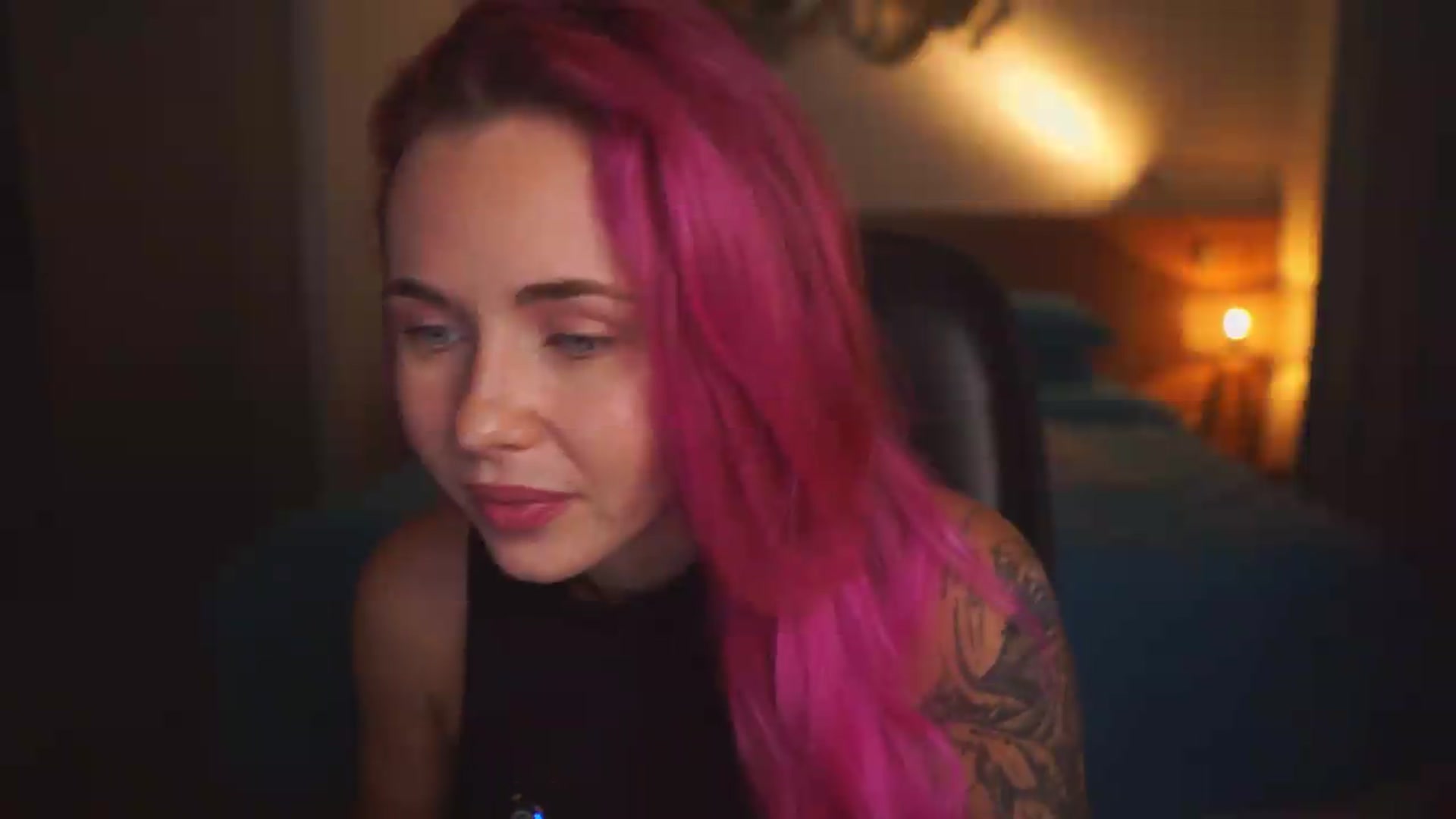 Gallery image thumbnail from Sarah_Pink's myfreecams stream on, 06/24/2026, 14:45 image 6 of 20