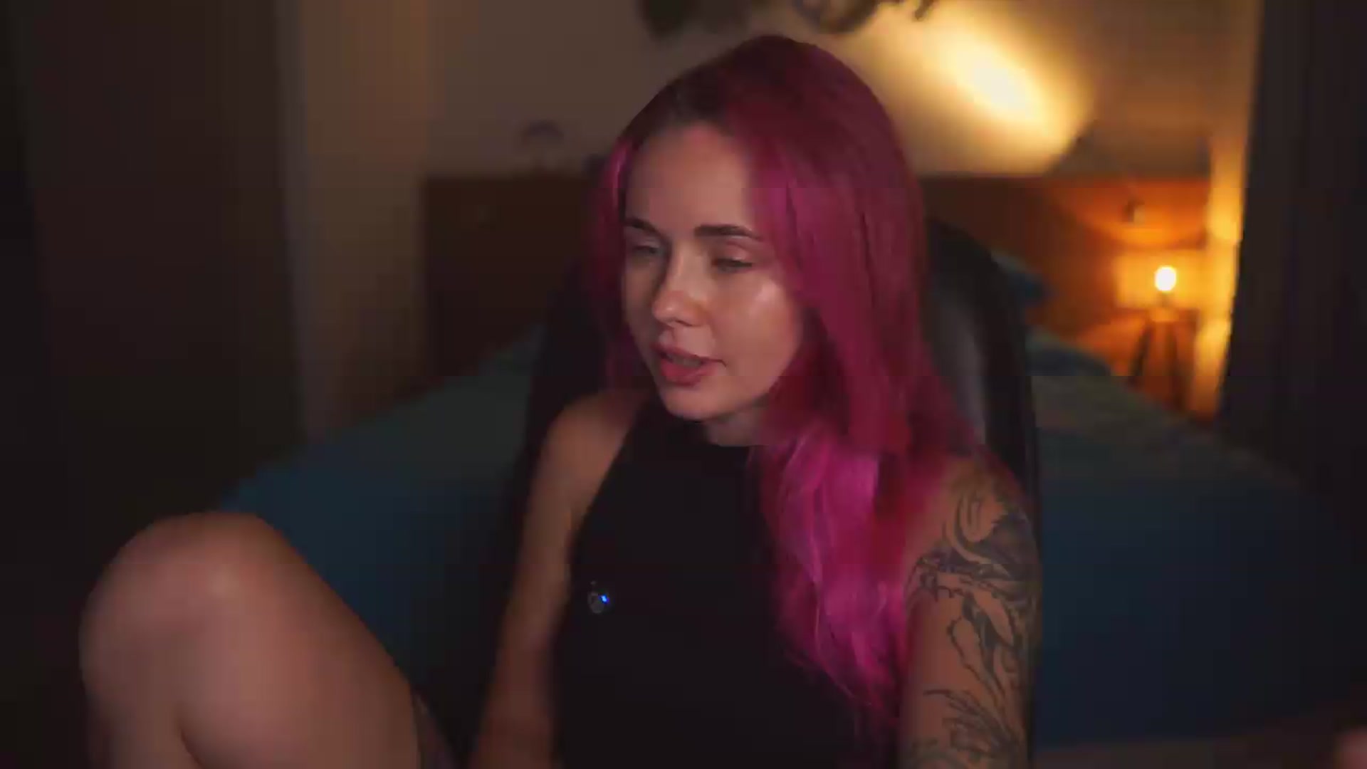 Gallery image thumbnail from Sarah_Pink's myfreecams stream on, 06/24/2026, 14:45 image 12 of 20