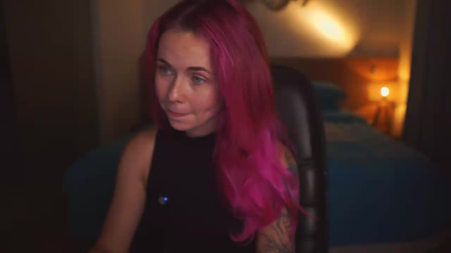 Gallery image thumbnail from Sarah_Pink's myfreecams stream on, 06/24/2026, 14:45 image 18 of 20