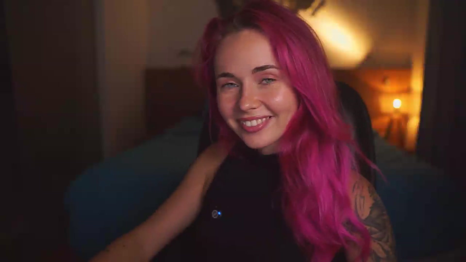 Gallery image thumbnail from Sarah_Pink's myfreecams stream on, 06/24/2026, 14:45 image 11 of 20