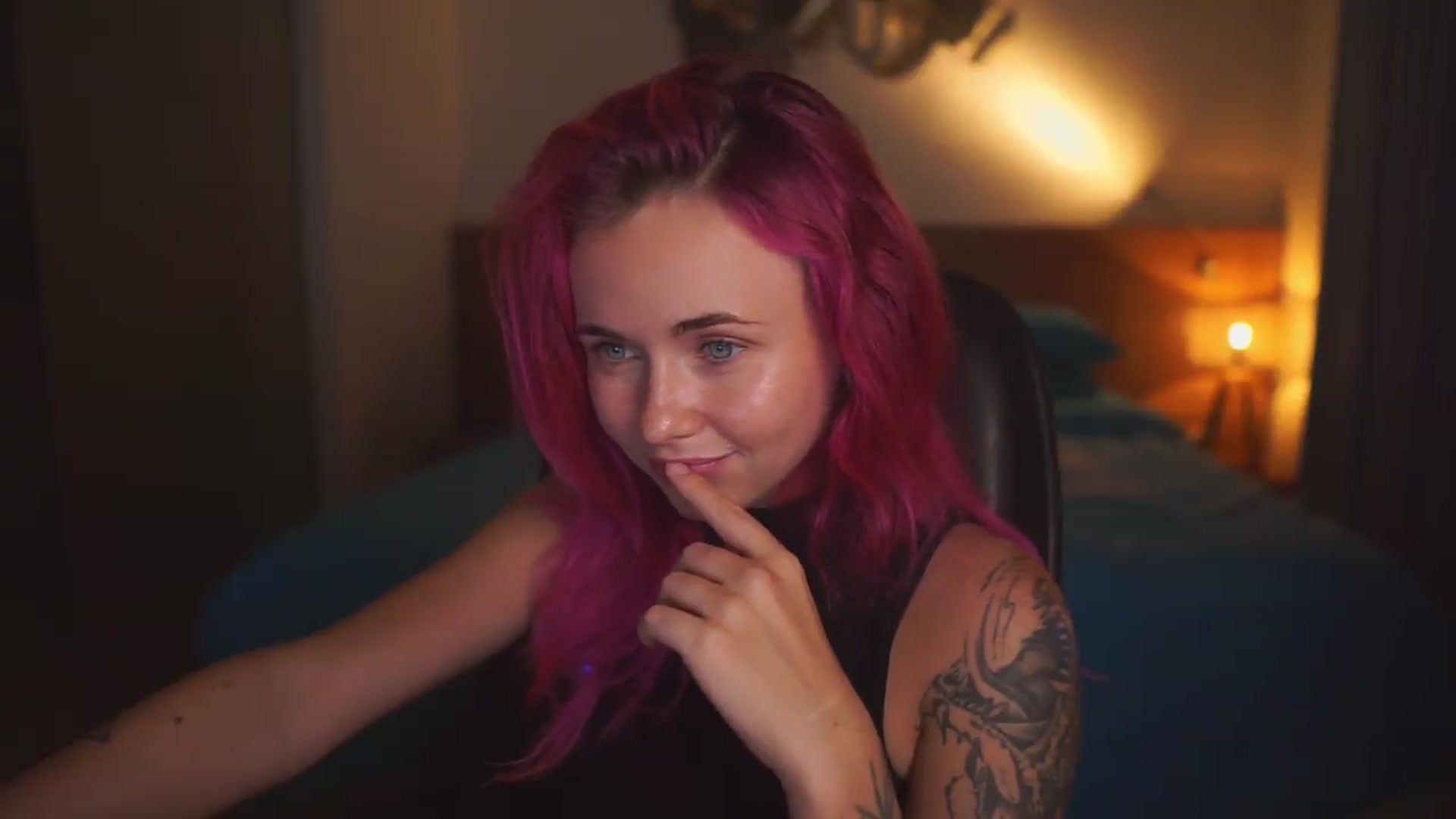 Gallery image thumbnail from Sarah_Pink's myfreecams stream on, 06/24/2026, 15:24 image 10 of 20