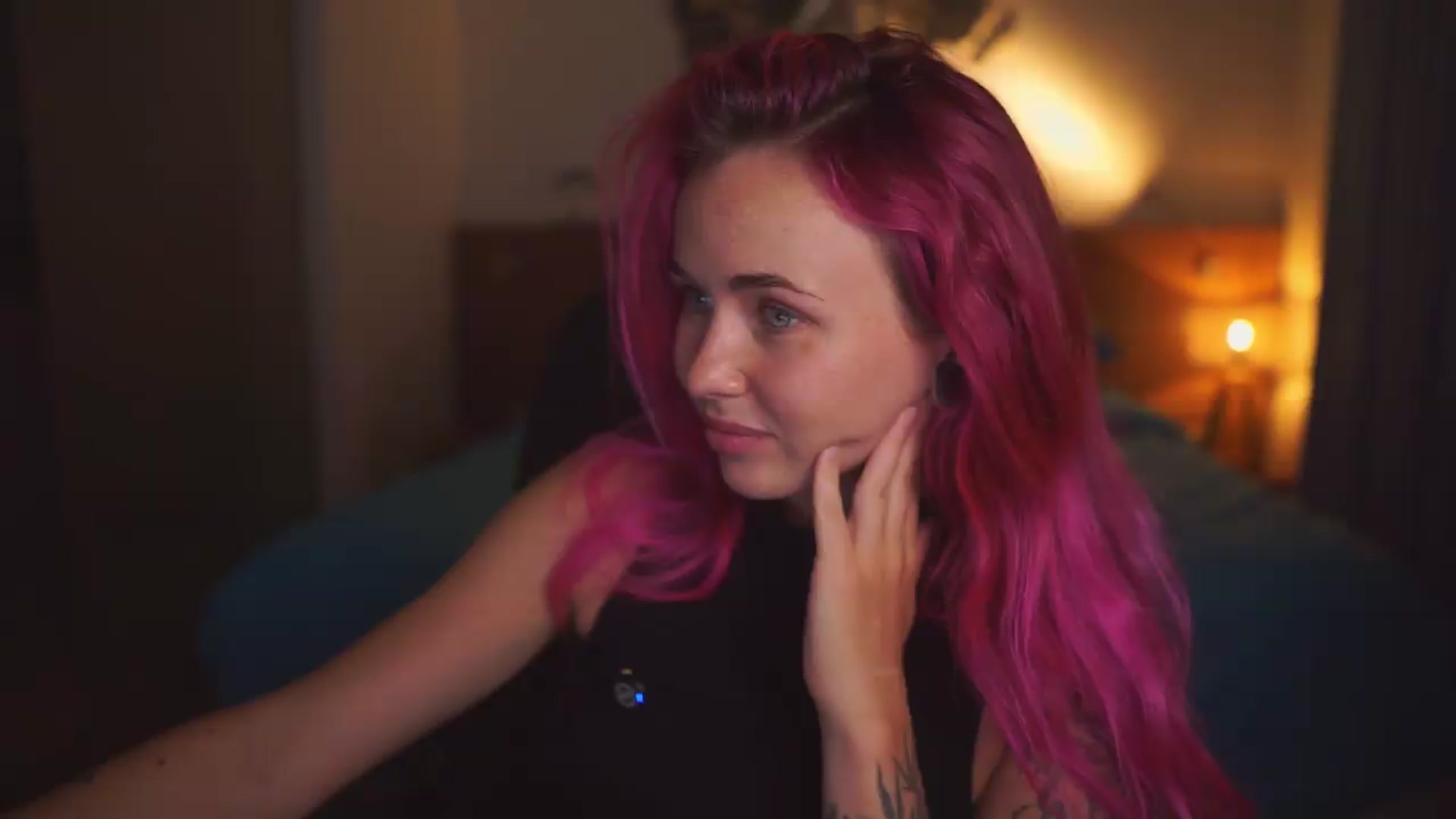 Gallery image thumbnail from Sarah_Pink's myfreecams stream on, 06/24/2026, 15:24 image 13 of 20