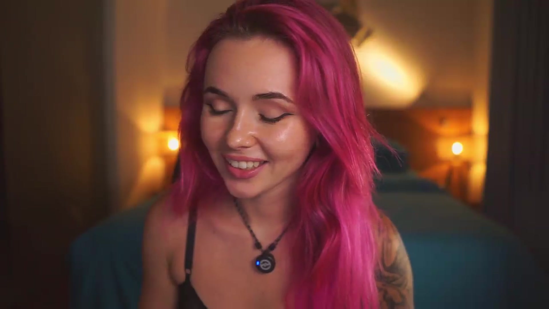 Gallery image thumbnail from Sarah_Pink's myfreecams stream on, 06/25/2026, 16:03 image 6 of 20