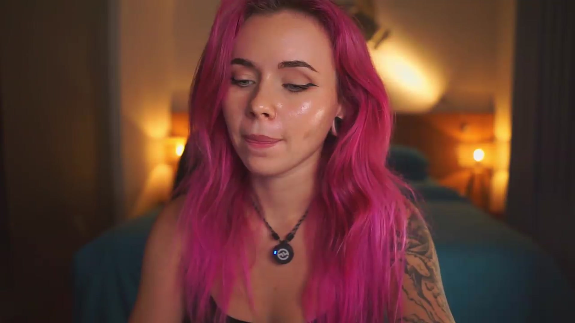 Gallery image thumbnail from Sarah_Pink's myfreecams stream on, 06/25/2026, 16:03 image 2 of 20