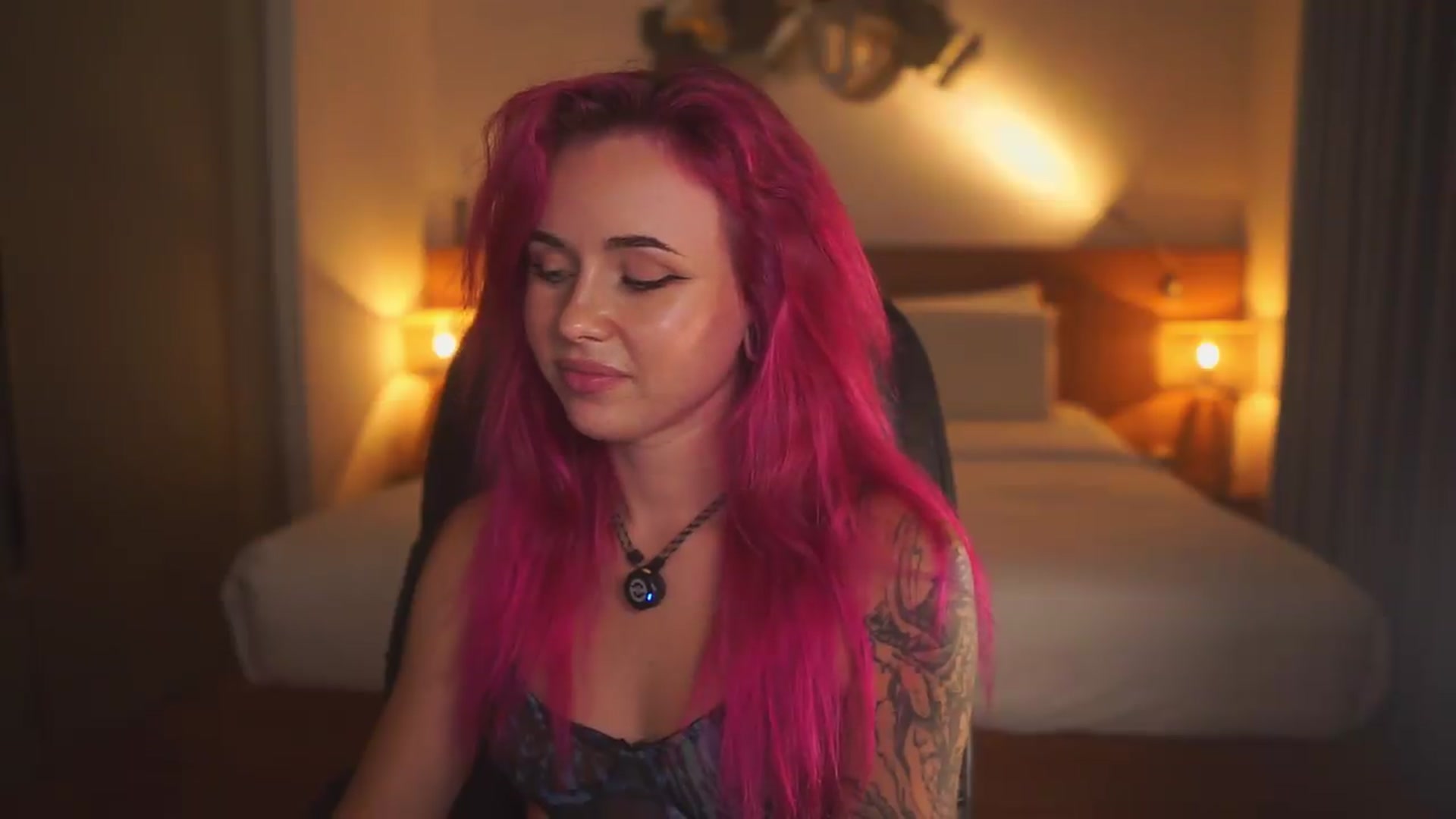 Gallery image thumbnail from Sarah_Pink's myfreecams stream on, 06/26/2026, 12:41 image 13 of 20