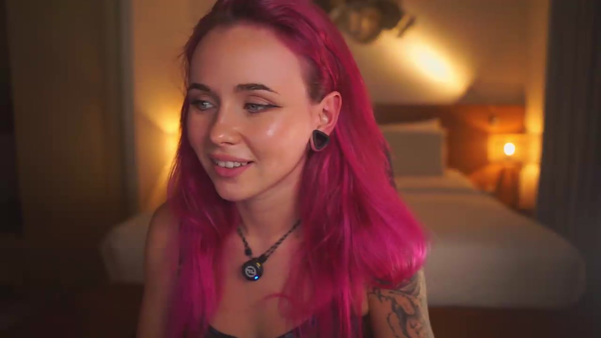 Gallery image thumbnail from Sarah_Pink's myfreecams stream on, 06/26/2026, 13:51 image 10 of 20