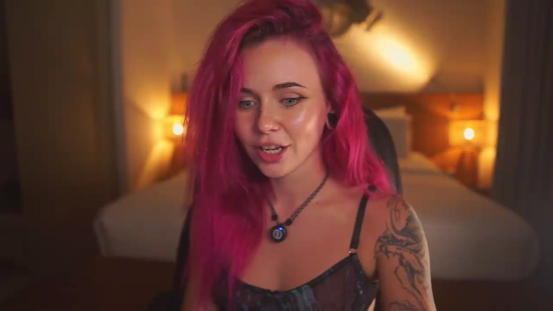 Gallery image thumbnail from Sarah_Pink's myfreecams stream on, 06/26/2026, 15:00 image 17 of 20
