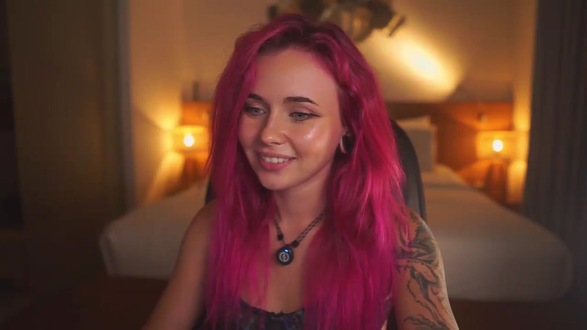 Gallery image thumbnail from Sarah_Pink's myfreecams stream on, 06/26/2026, 15:00 image 7 of 20