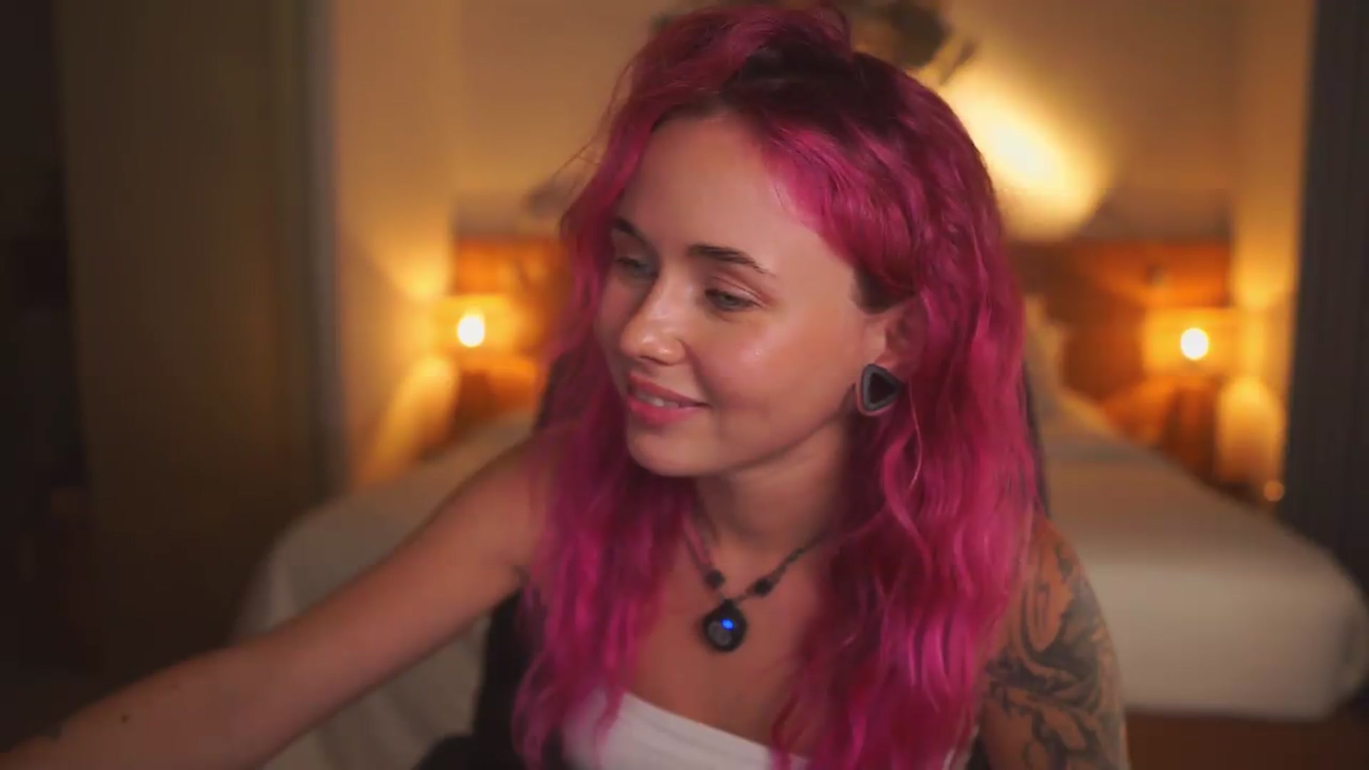 Gallery image thumbnail from Sarah_Pink's myfreecams stream on, 06/28/2026, 16:39 image 18 of 20