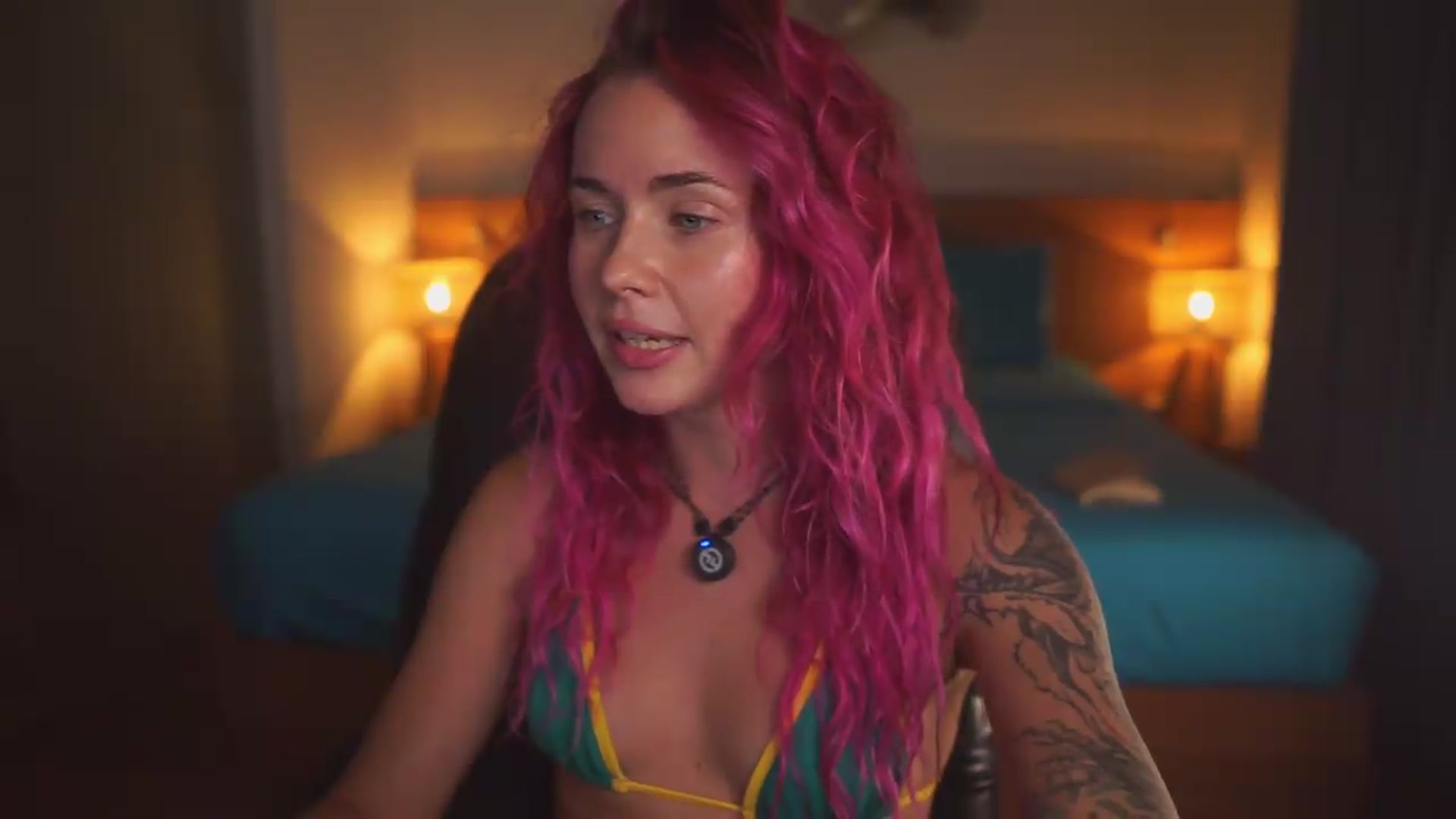 Gallery image thumbnail from Sarah_Pink's myfreecams stream on, 07/03/2026, 17:20 image 12 of 20