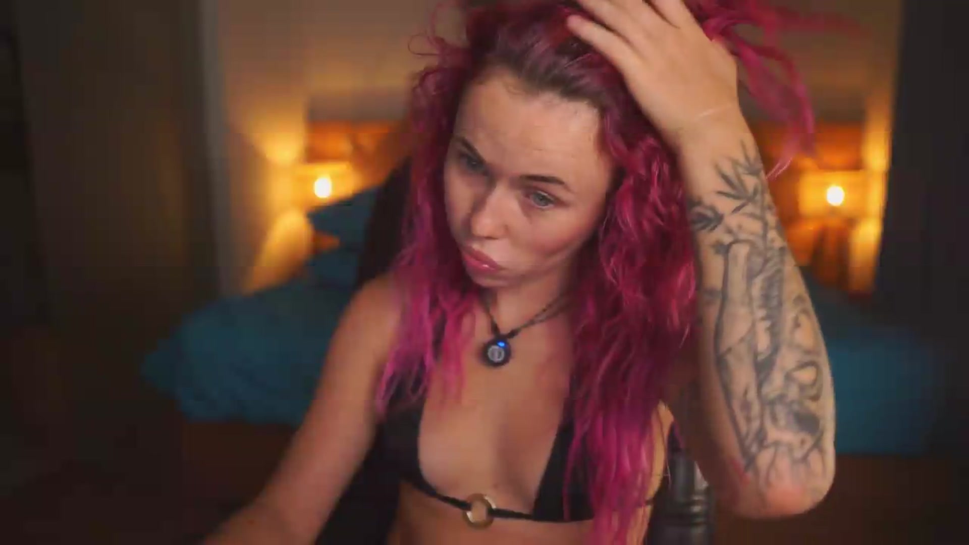 Gallery image thumbnail from Sarah_Pink's myfreecams stream on, 07/04/2026, 17:15 image 16 of 20