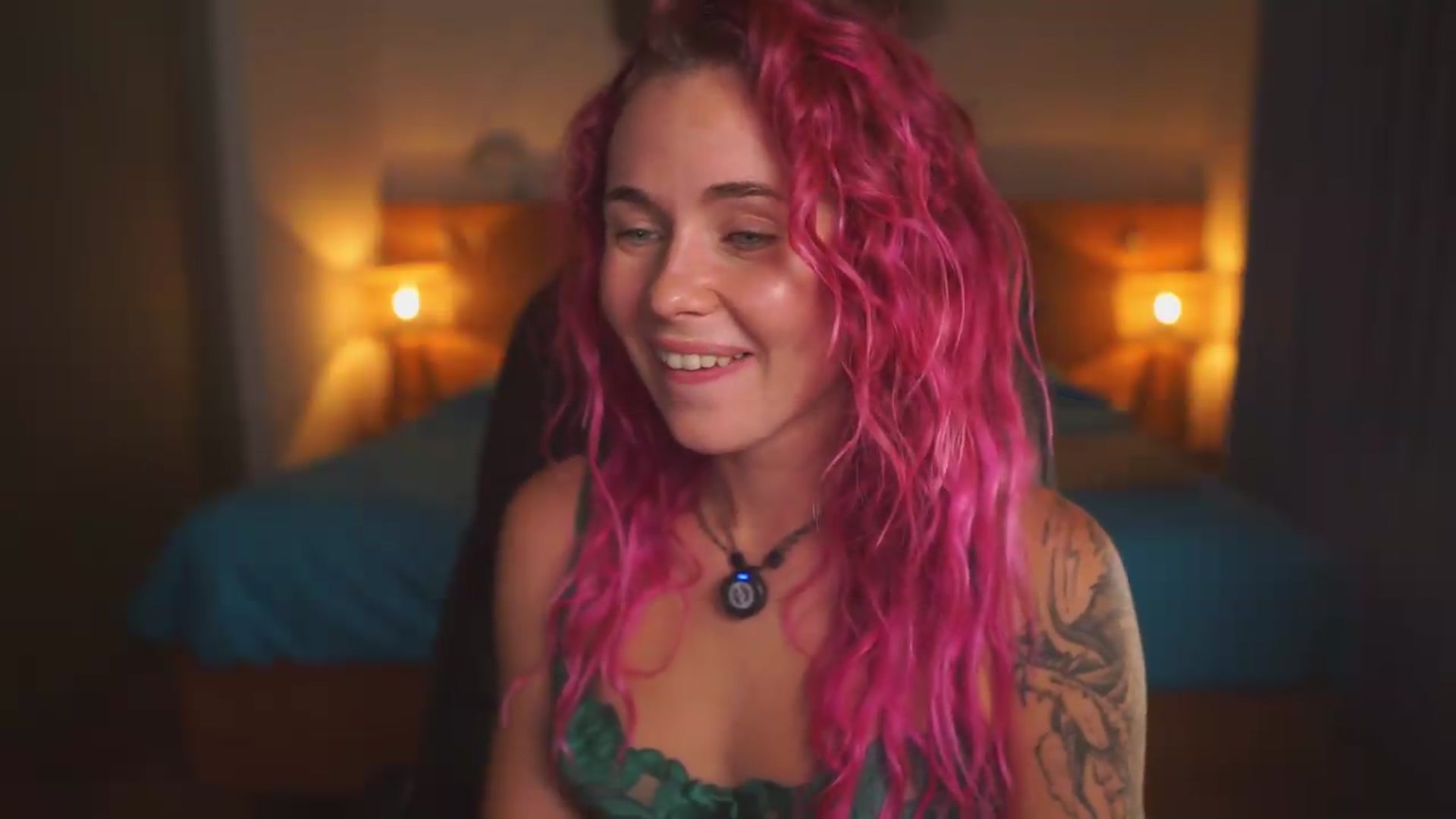 Gallery image thumbnail from Sarah_Pink's myfreecams stream on, 07/05/2026, 15:49 image 15 of 20