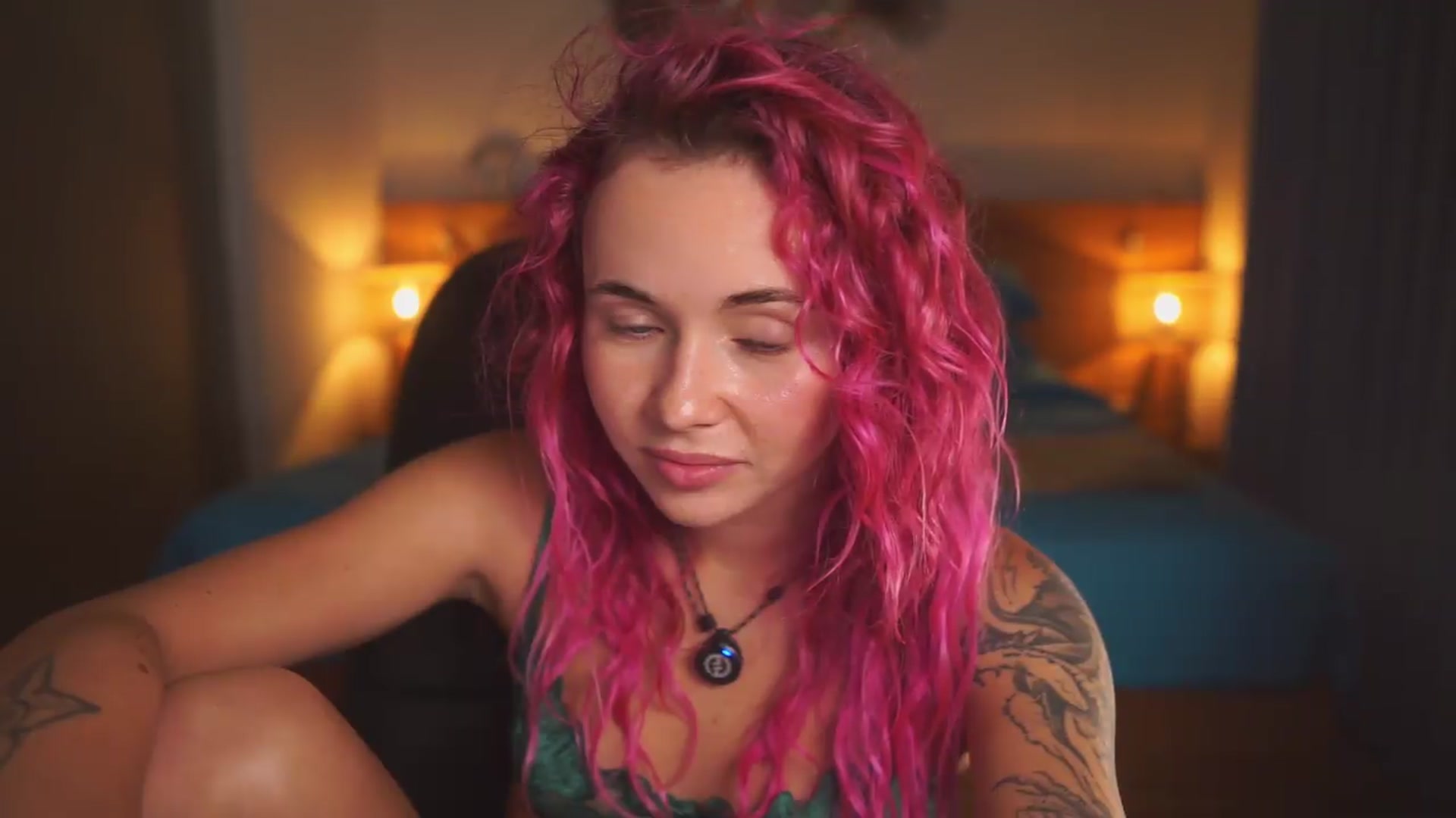 Gallery image thumbnail from Sarah_Pink's myfreecams stream on, 07/05/2026, 15:49 image 19 of 20
