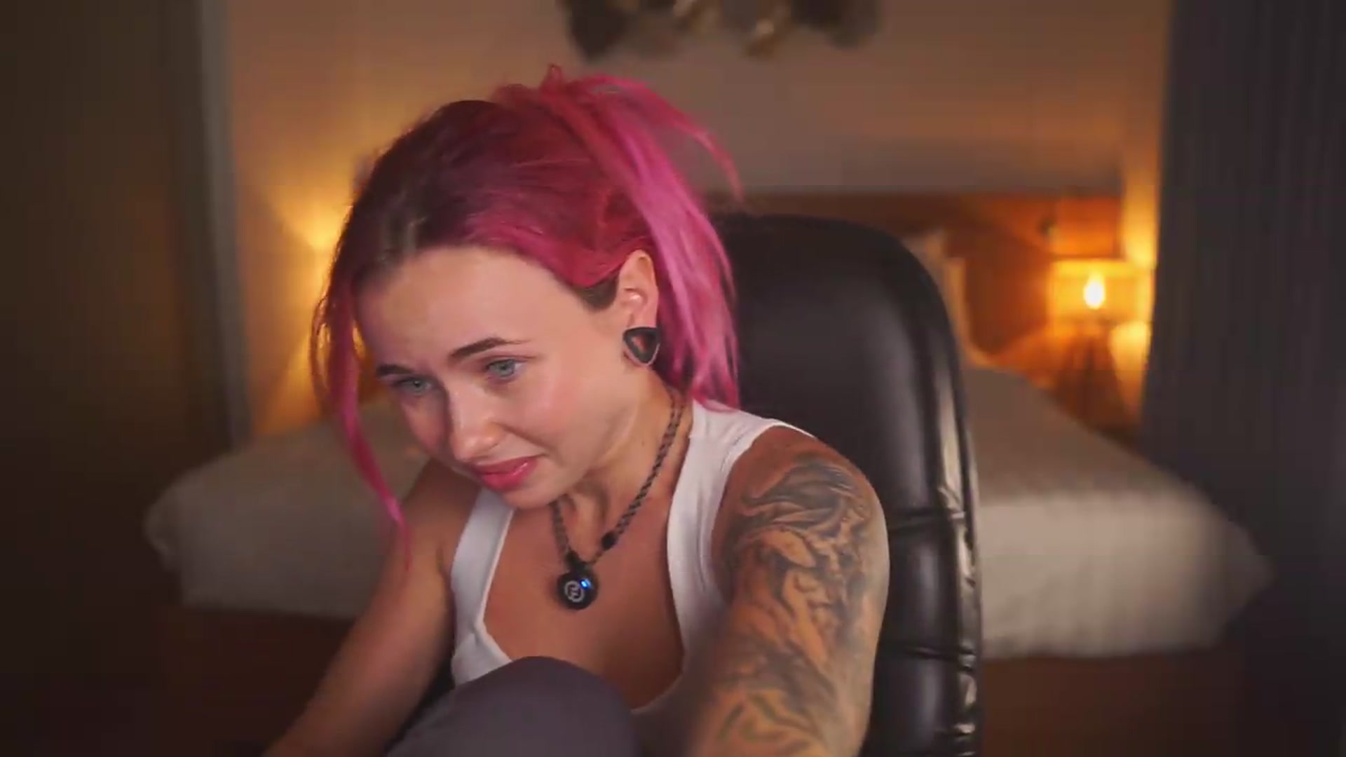 Gallery image thumbnail from Sarah_Pink's myfreecams stream on, 07/11/2026, 16:36 image 2 of 20