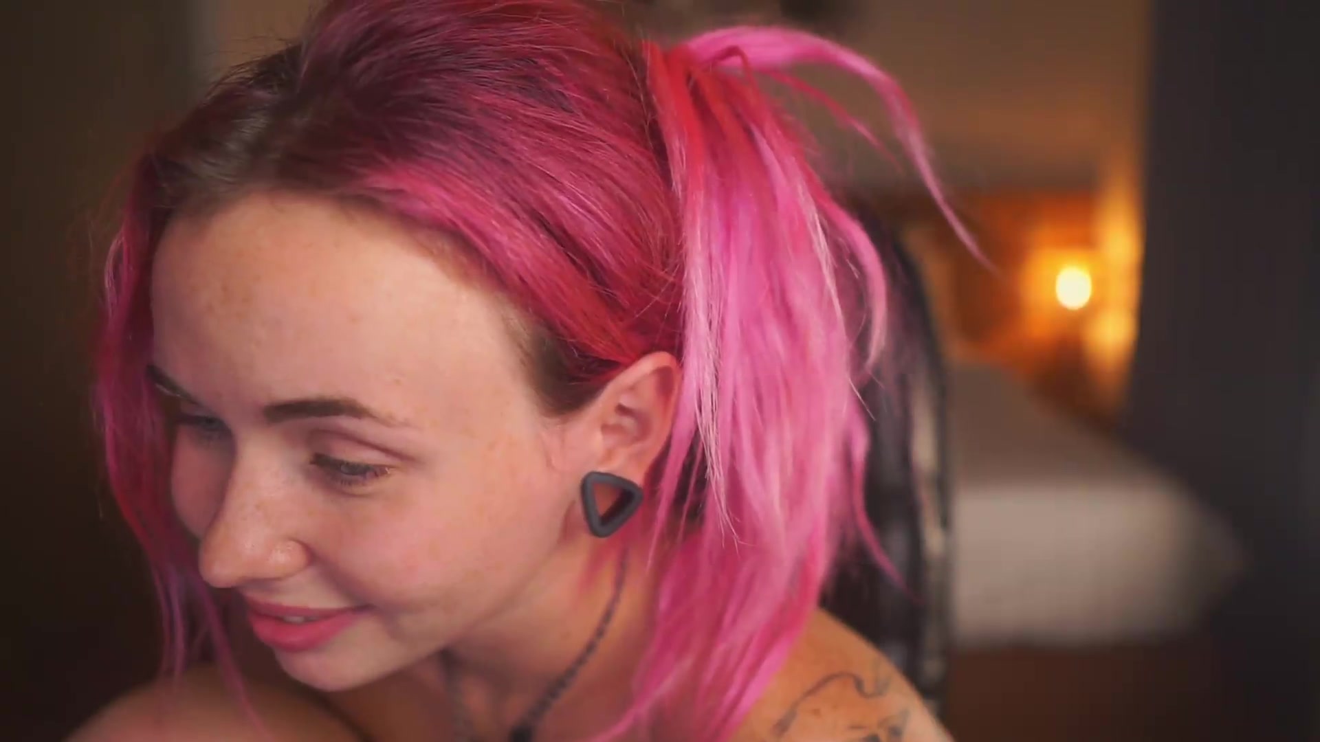 Gallery image thumbnail from Sarah_Pink's myfreecams stream on, 07/11/2026, 16:36 image 15 of 20
