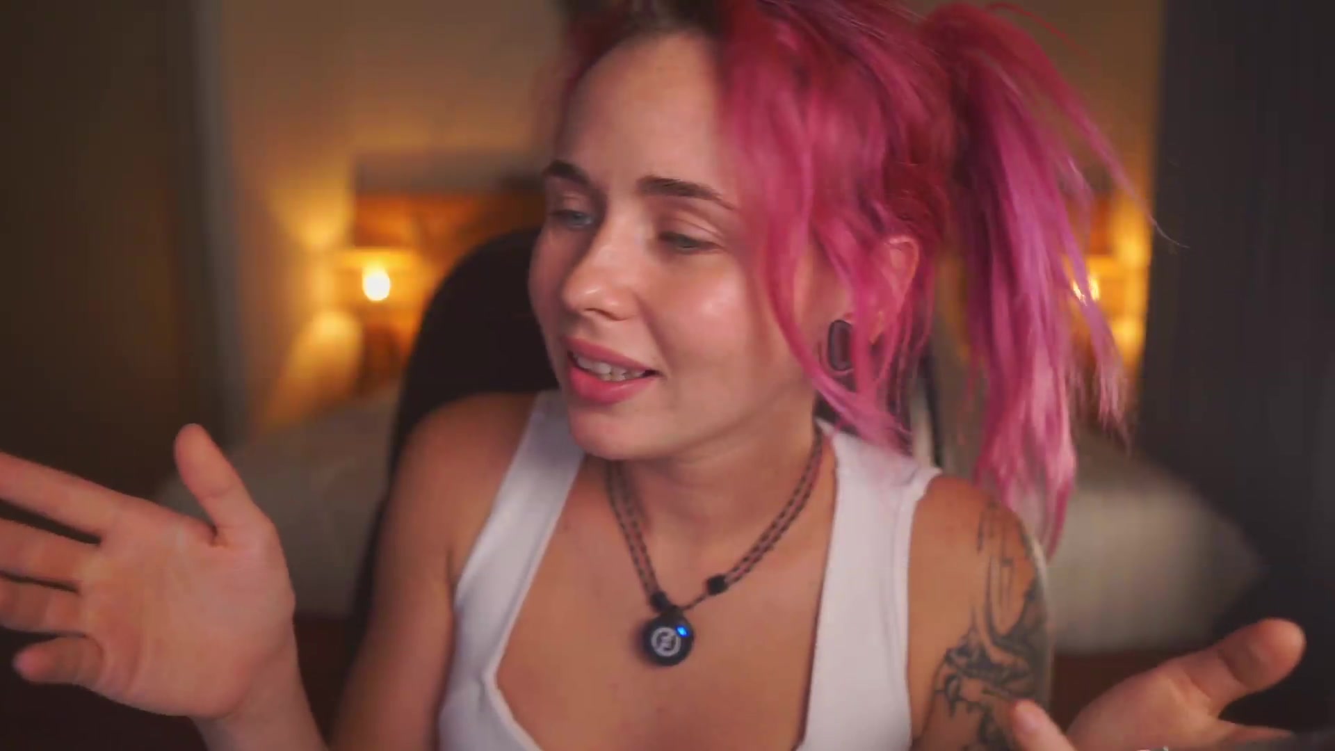 Gallery image thumbnail from Sarah_Pink's myfreecams stream on, 07/11/2026, 16:36 image 11 of 20