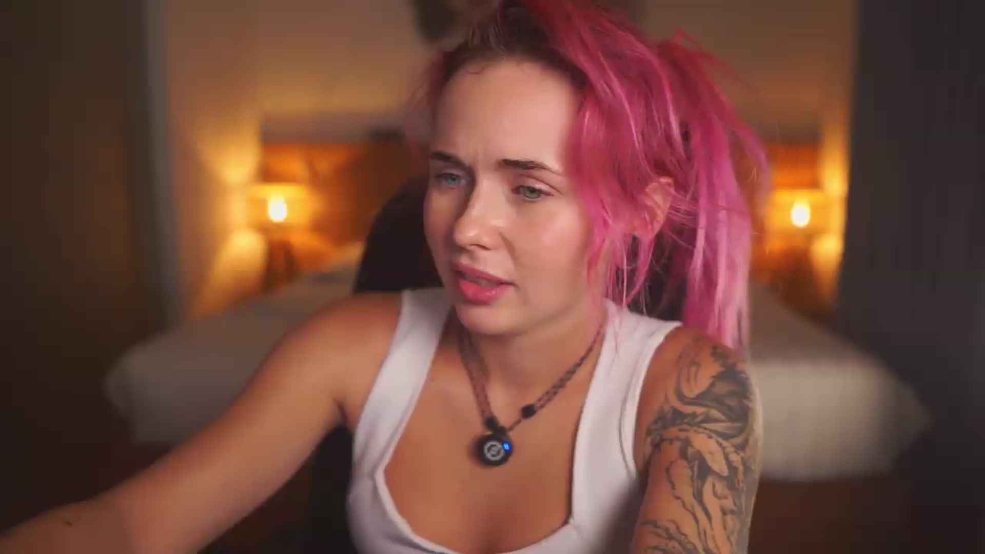 Gallery image thumbnail from Sarah_Pink's myfreecams stream on, 07/11/2026, 16:36 image 9 of 20