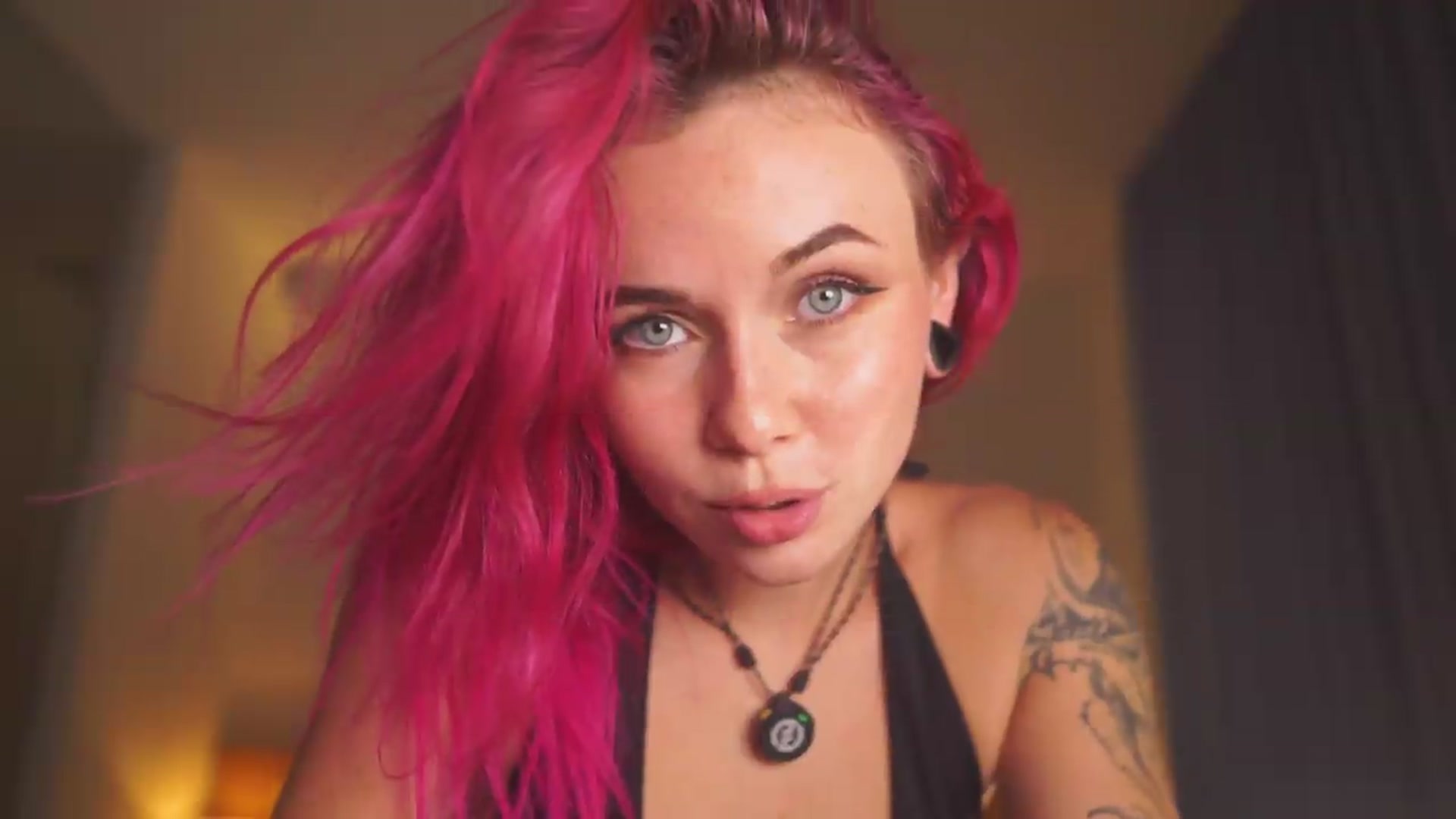 Gallery image thumbnail from Sarah_Pink's myfreecams stream on, 07/23/2026, 13:15 image 9 of 20